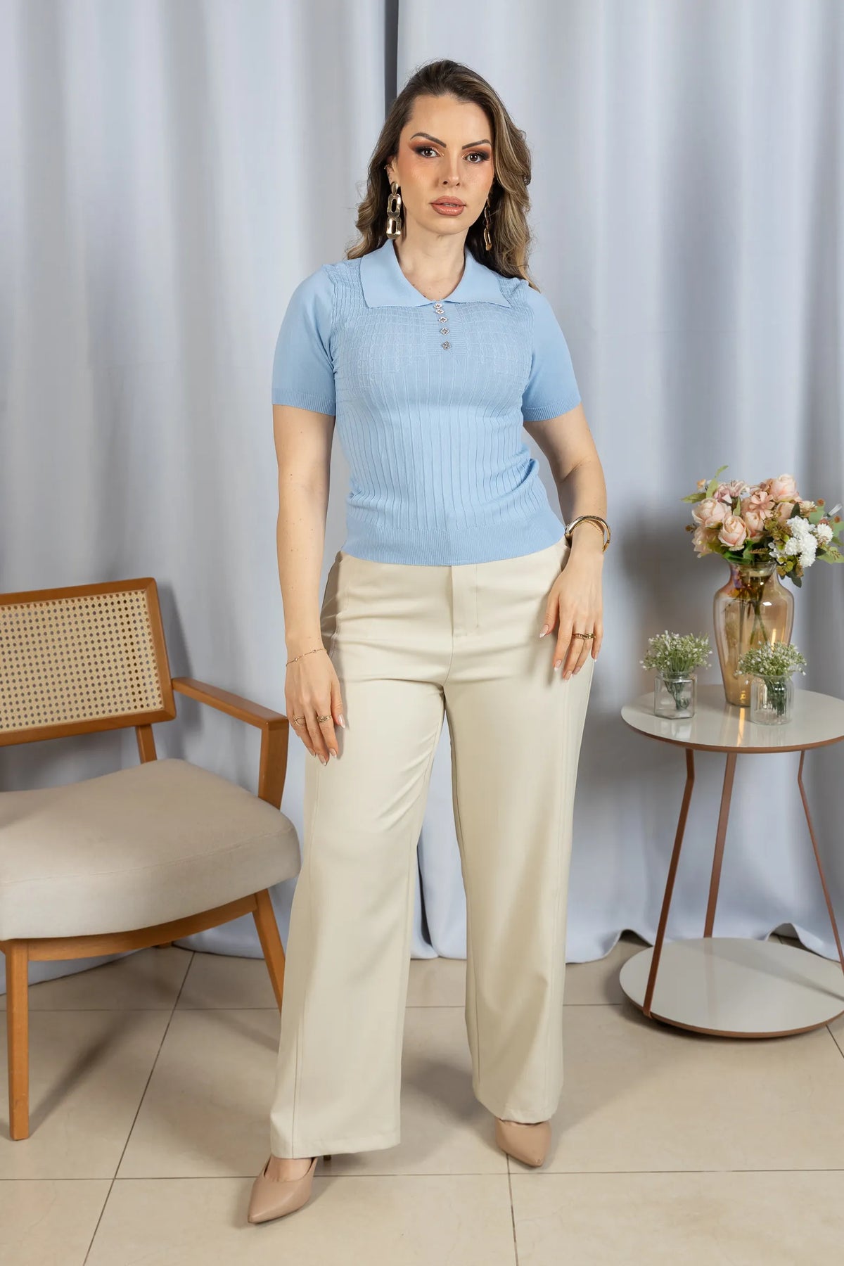 Blusa em Modal Gola Camisa com Aplicação de Strass Tamires Azul