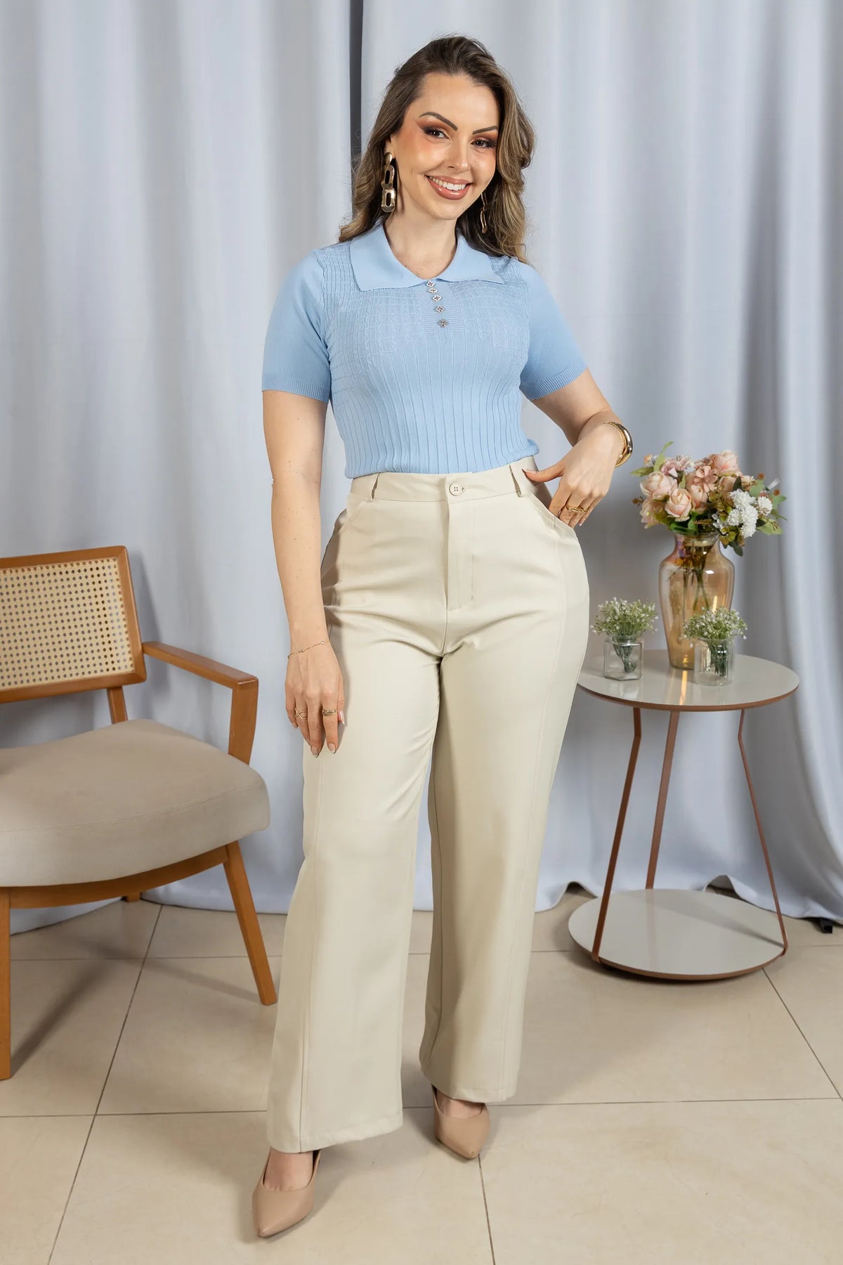 Blusa em Modal Gola Camisa com Aplicação de Strass Tamires Azul