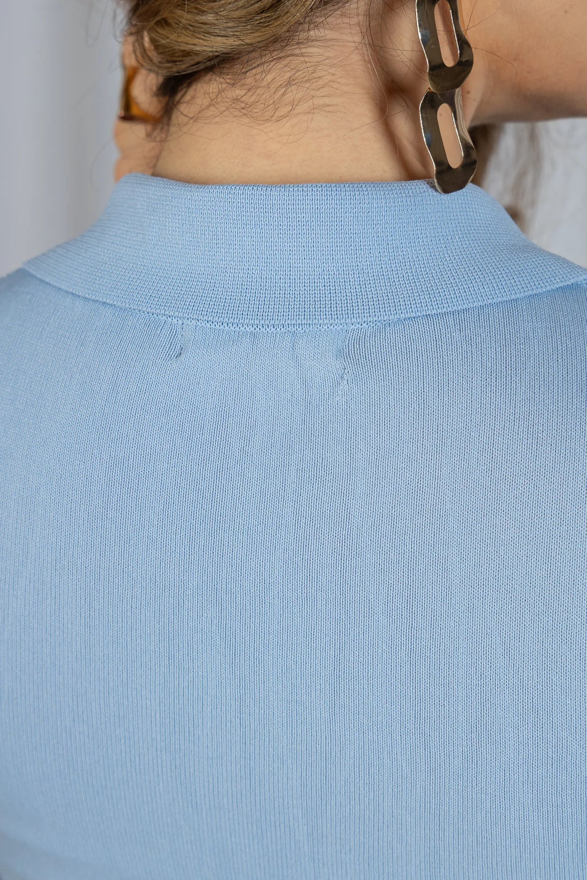 Blusa em Modal Gola Camisa com Aplicação de Strass Tamires Azul