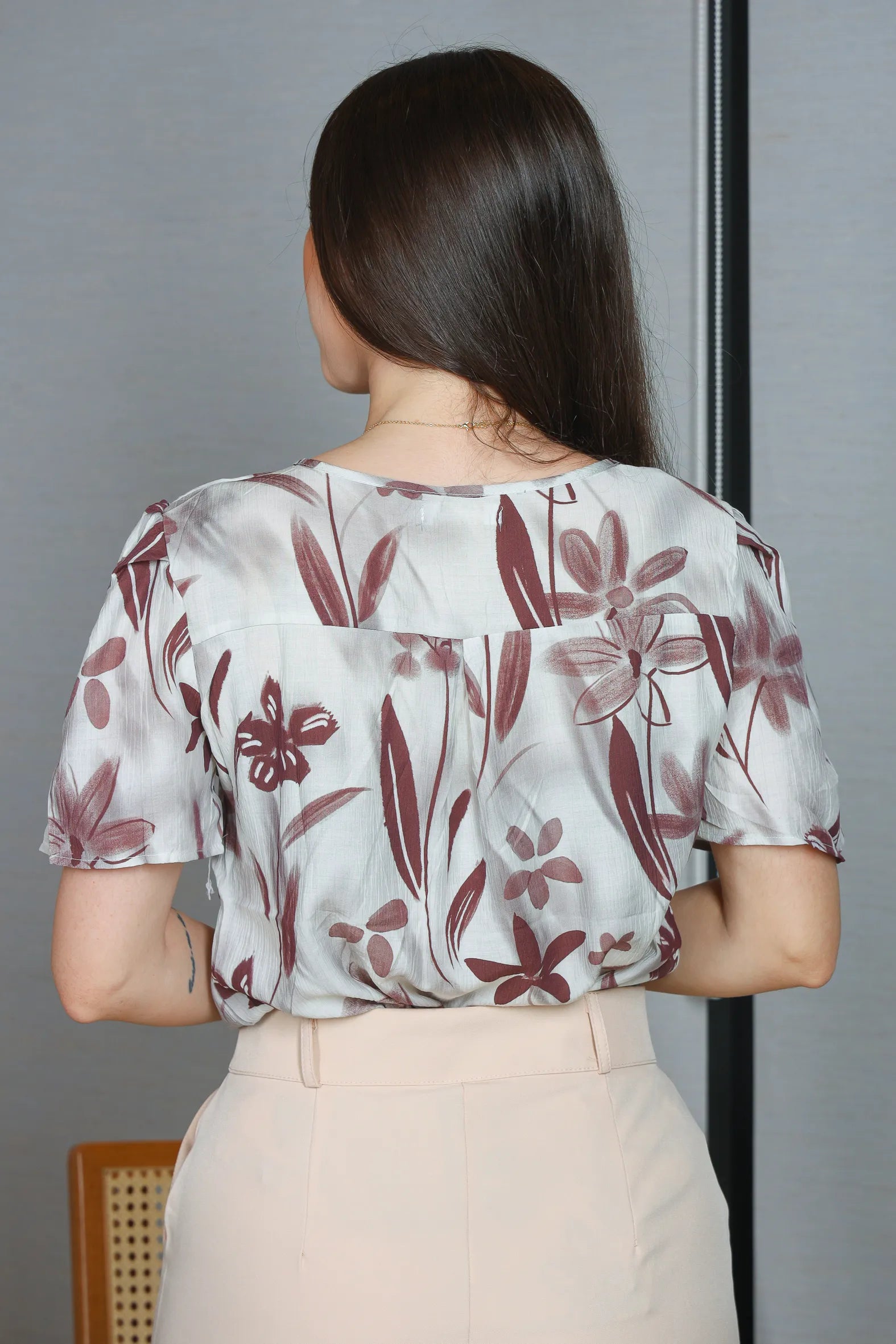 Blusa Manga Curta Visco Touch Estampa Floral Rosângela Marsala