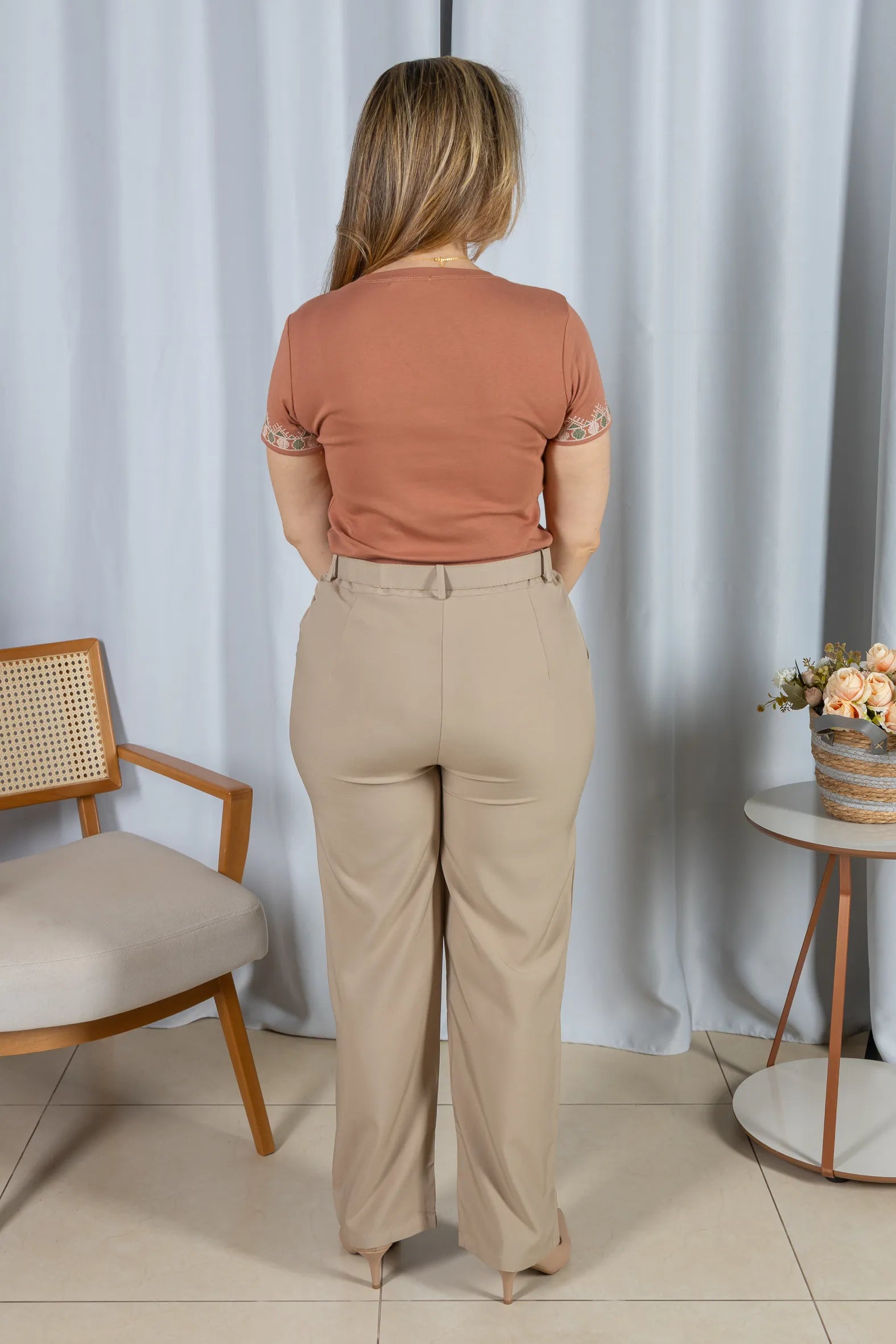 Blusa Cotton Lycra com Bordado Delicado Mariana Rosê