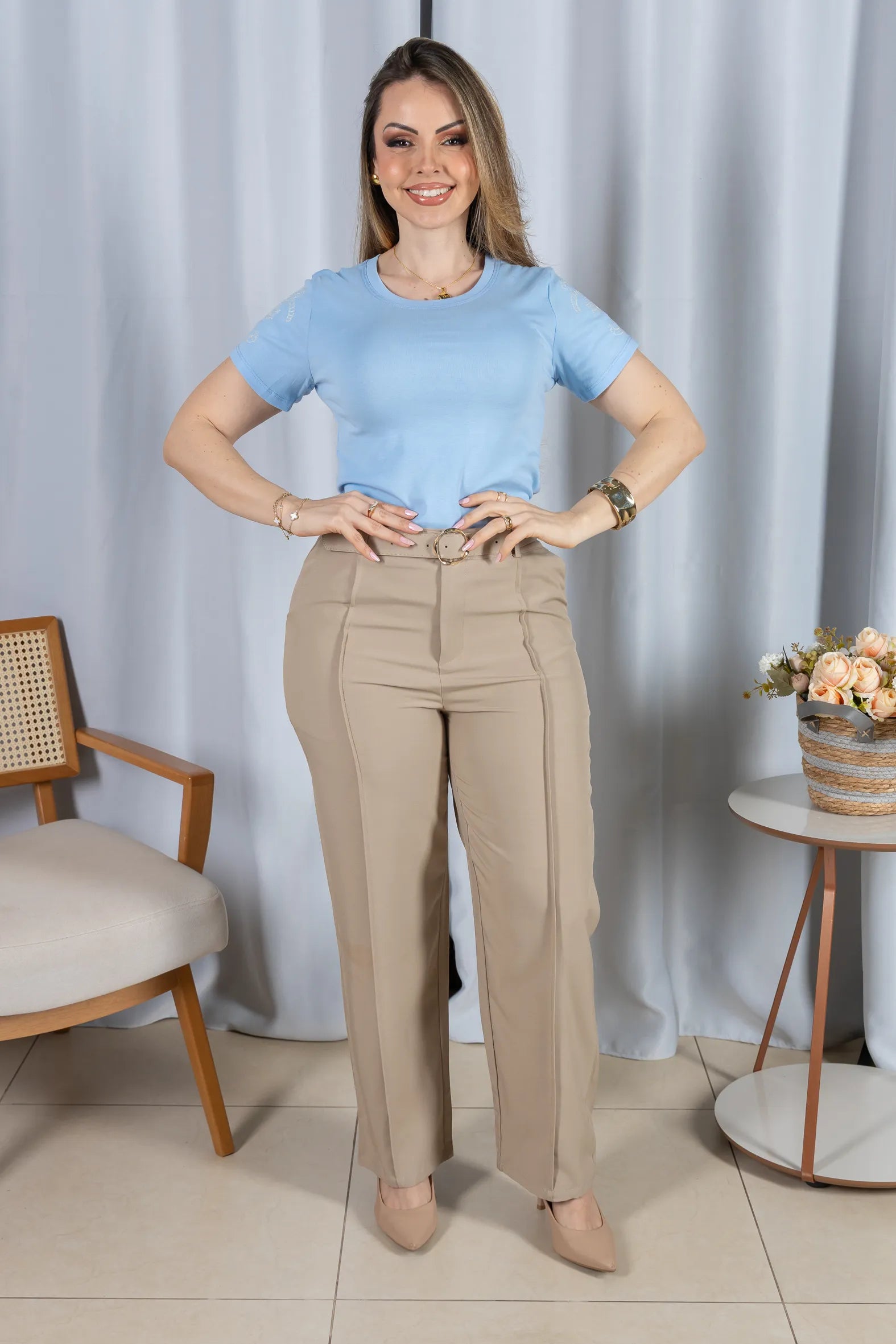 Blusa Cotton Lycra com Bordado Delicado Sabrina Azul