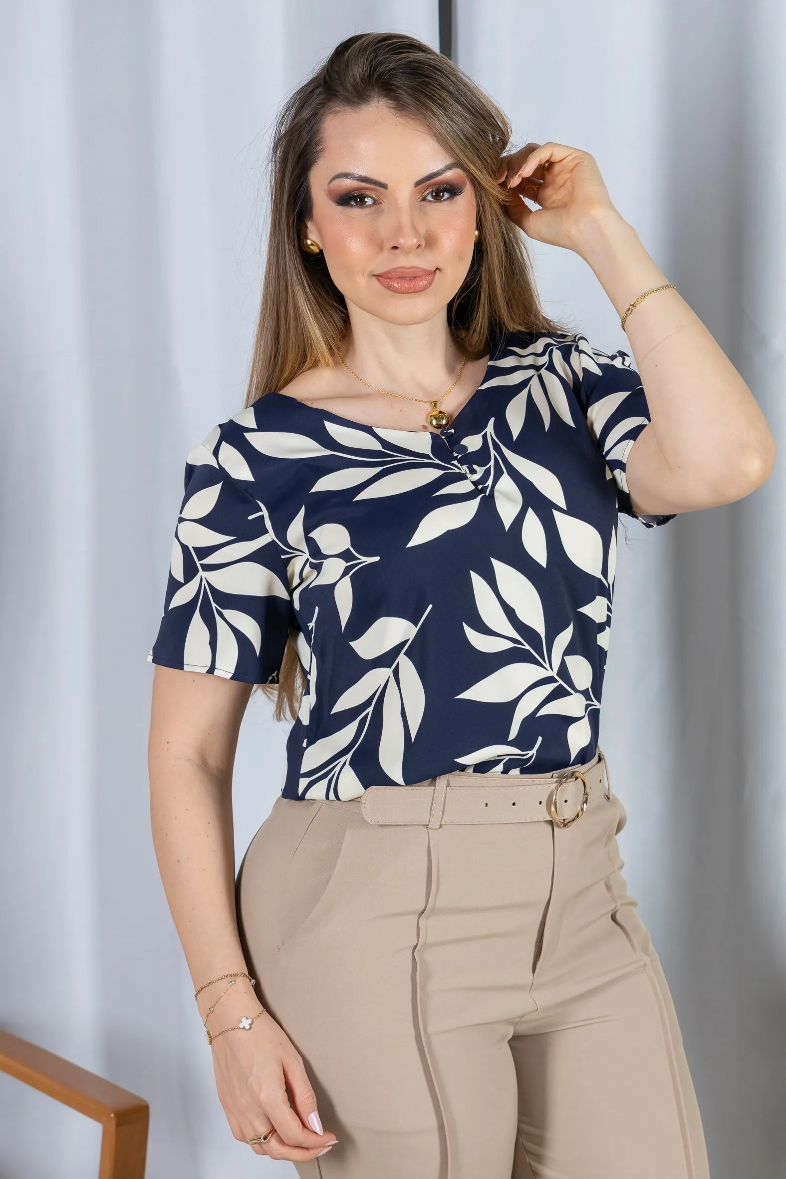 Blusa Crepe Classic que Não Amassa Olga Azul Marinho