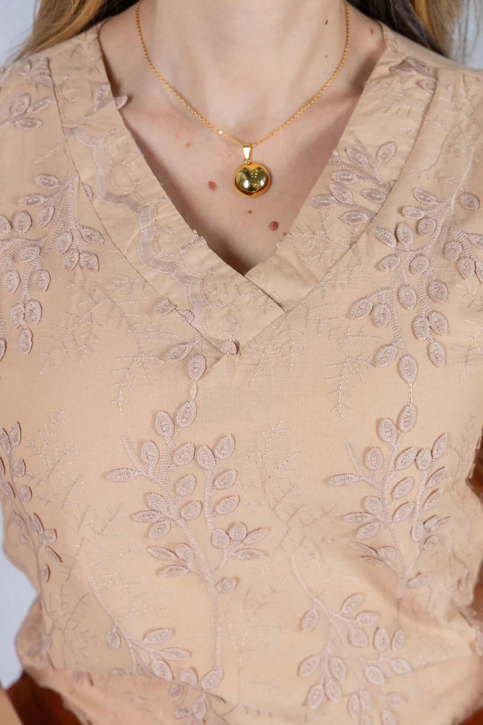 Blusa Laise Leve e Respirável Natália Bege