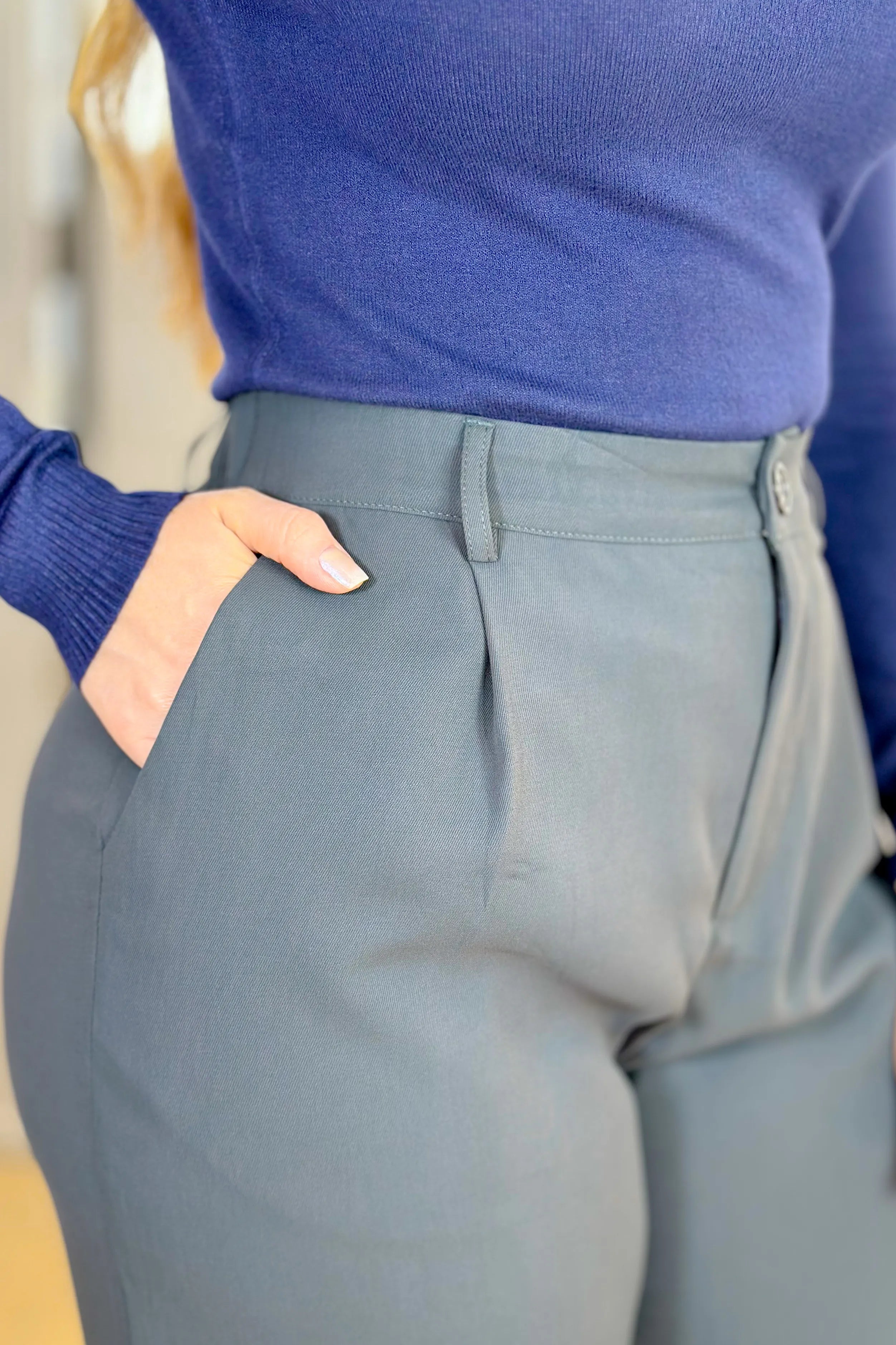 Calça Pantalona Alfaiataria Lavínia Grafite