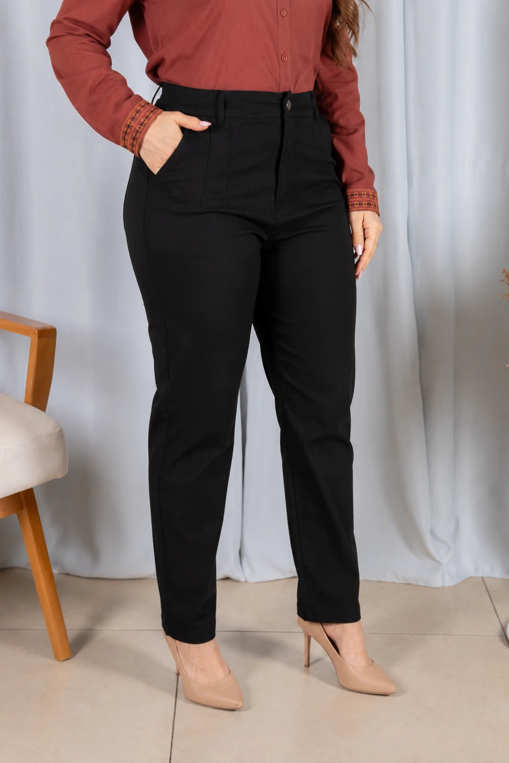 Calça Sarja Macia Corte Reto Analice Preta