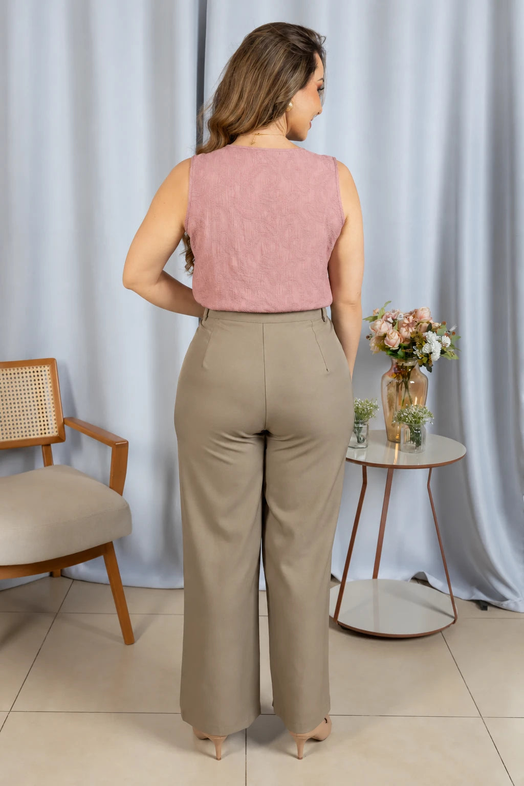 Blusa Regata Em Cambraia Texturizada Ângela Rosa