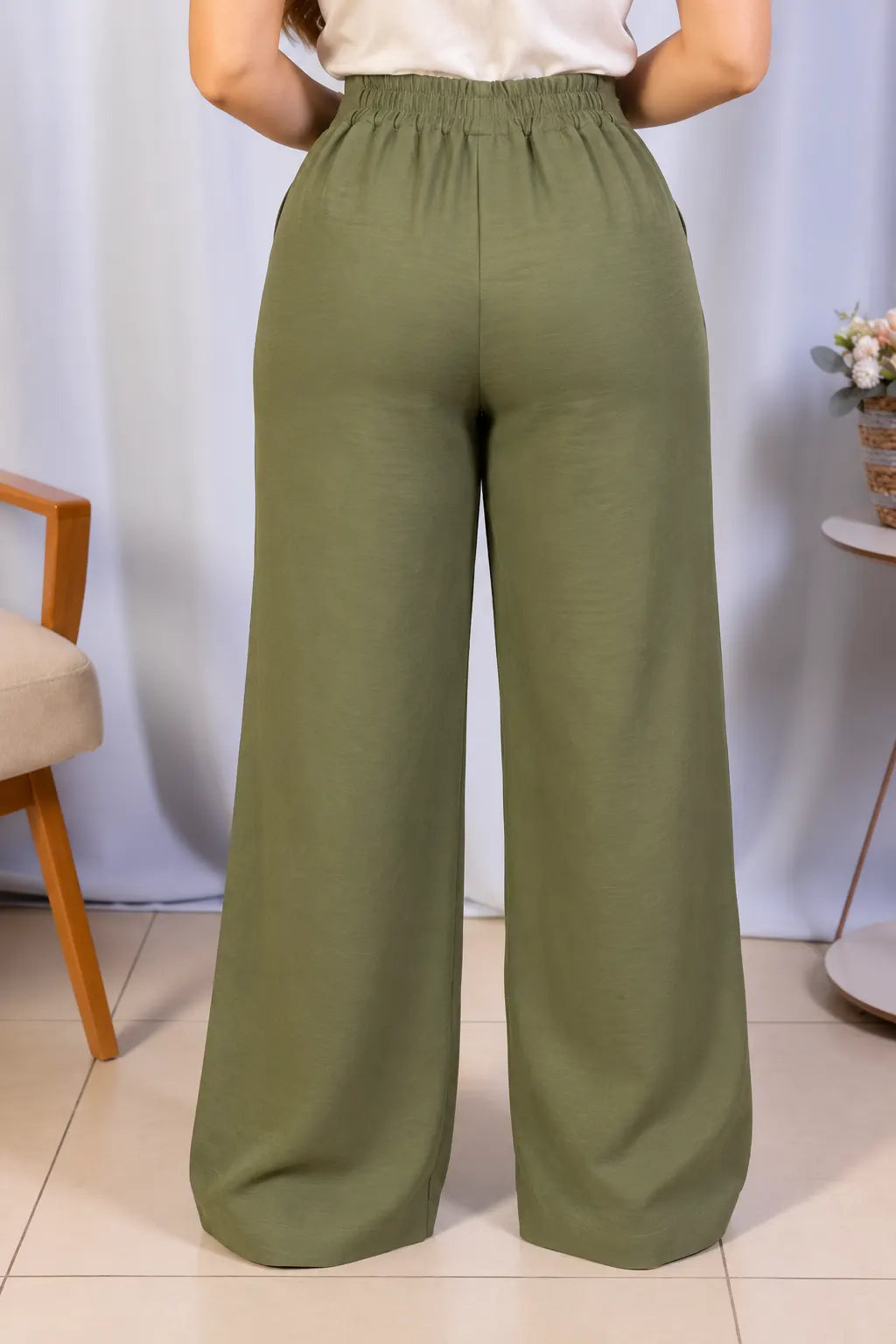 Calça Pantalona em Crepe Urban Ariadne Verde