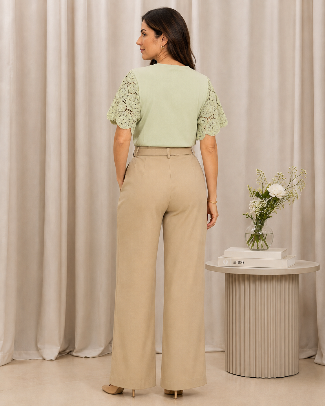 Blusa Confortável com Manga em Crochê Geisa Verde