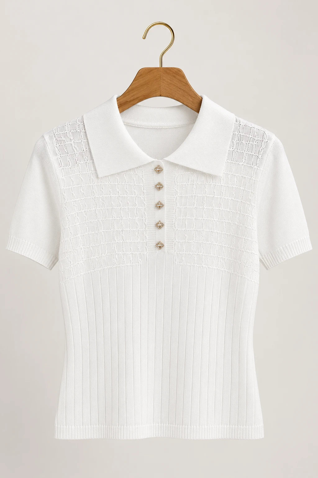 Blusa em Modal Gola Camisa com Aplicação de Strass Tamires Branca - foto 9