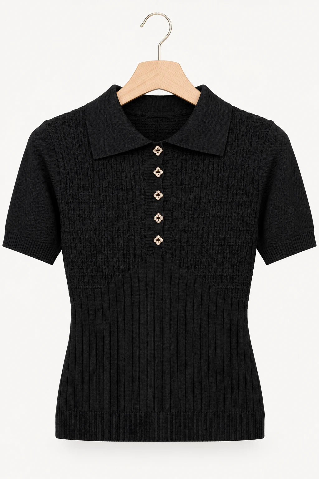 Blusa em Modal Gola Camisa com Aplicação de Strass Tamires Preta - foto 9
