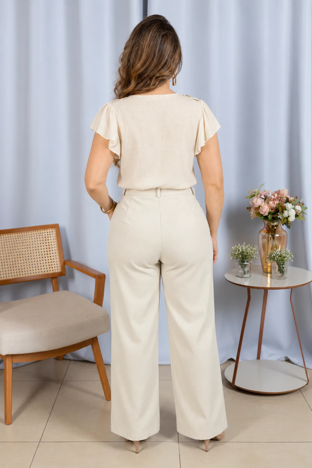 Blusa Manga Curta Em Visco-linho Detalhe Botão Neia Creme - foto 5