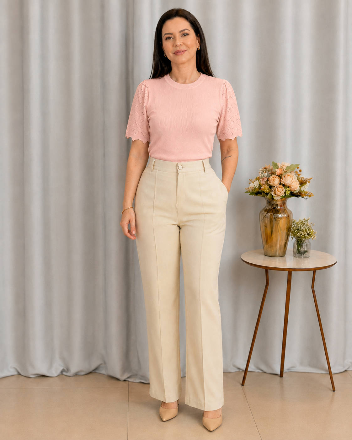 Blusa Manga Curta Que Estica Detalhe Vazado Vivian Rosa Claro