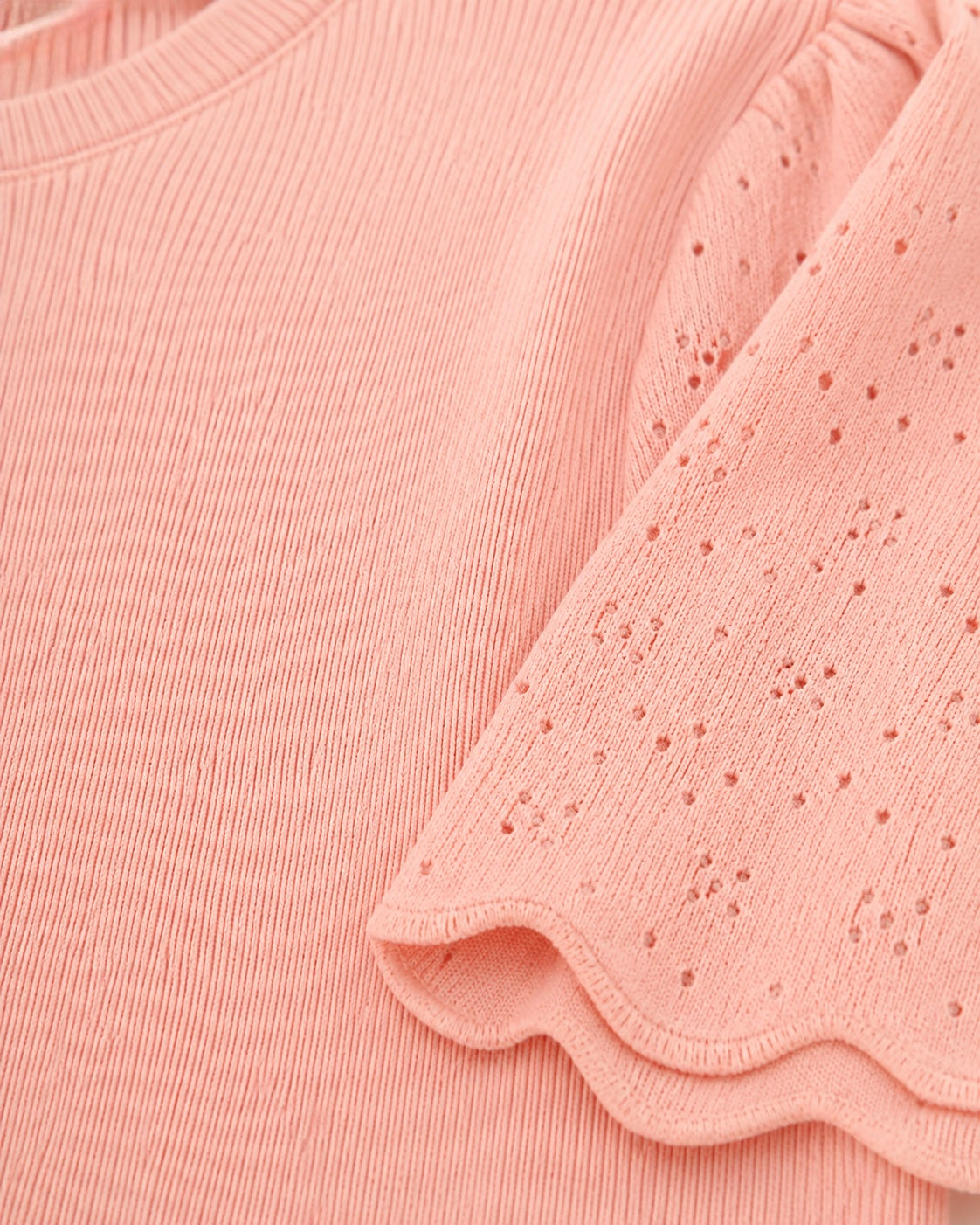 Blusa Manga Curta Que Estica Detalhe Vazado Vivian Rosa Claro