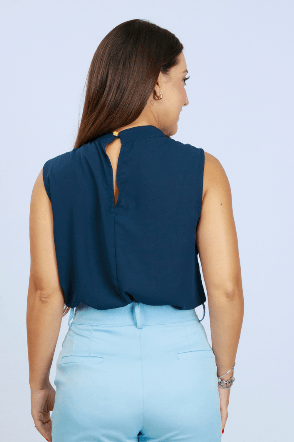 Blusa Regata Detalhe Pregas Colo Valentina Azul Marinho - imporium