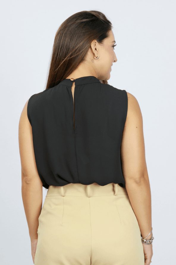 Blusa Regata Detalhe Pregas Colo Valentina Preta - imporium