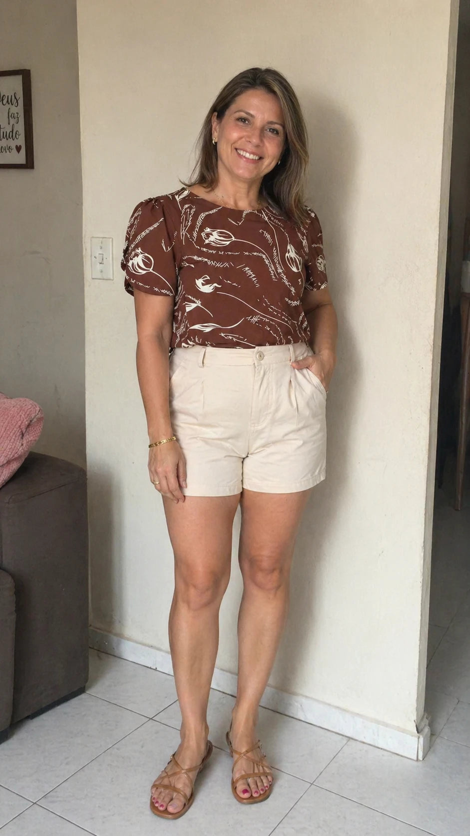 Blusa Jade Estampada Marrom - Não amassa, não aperta e combina com tudo