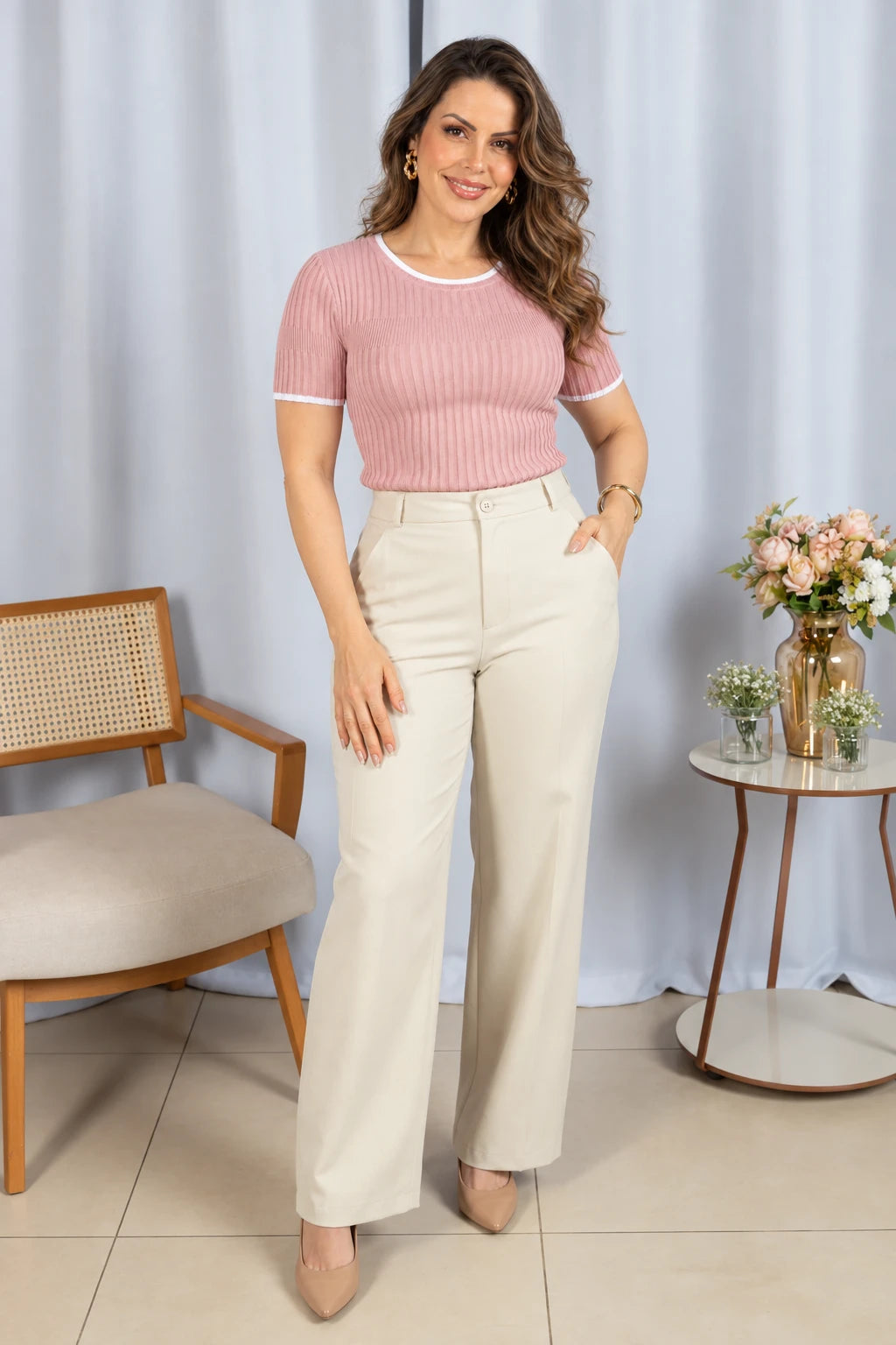 Blusa que Estica Detalhes Contrastantes Alessia Rosa - detalhe