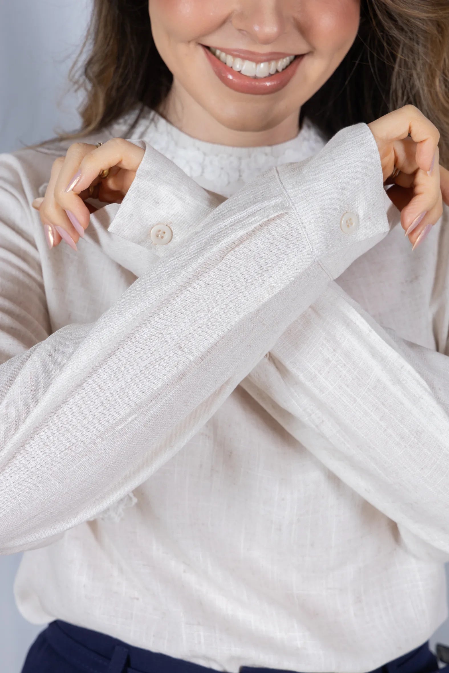 Blusa Manga Longa Visco-Linho com Bordado Floral Sonia Off White