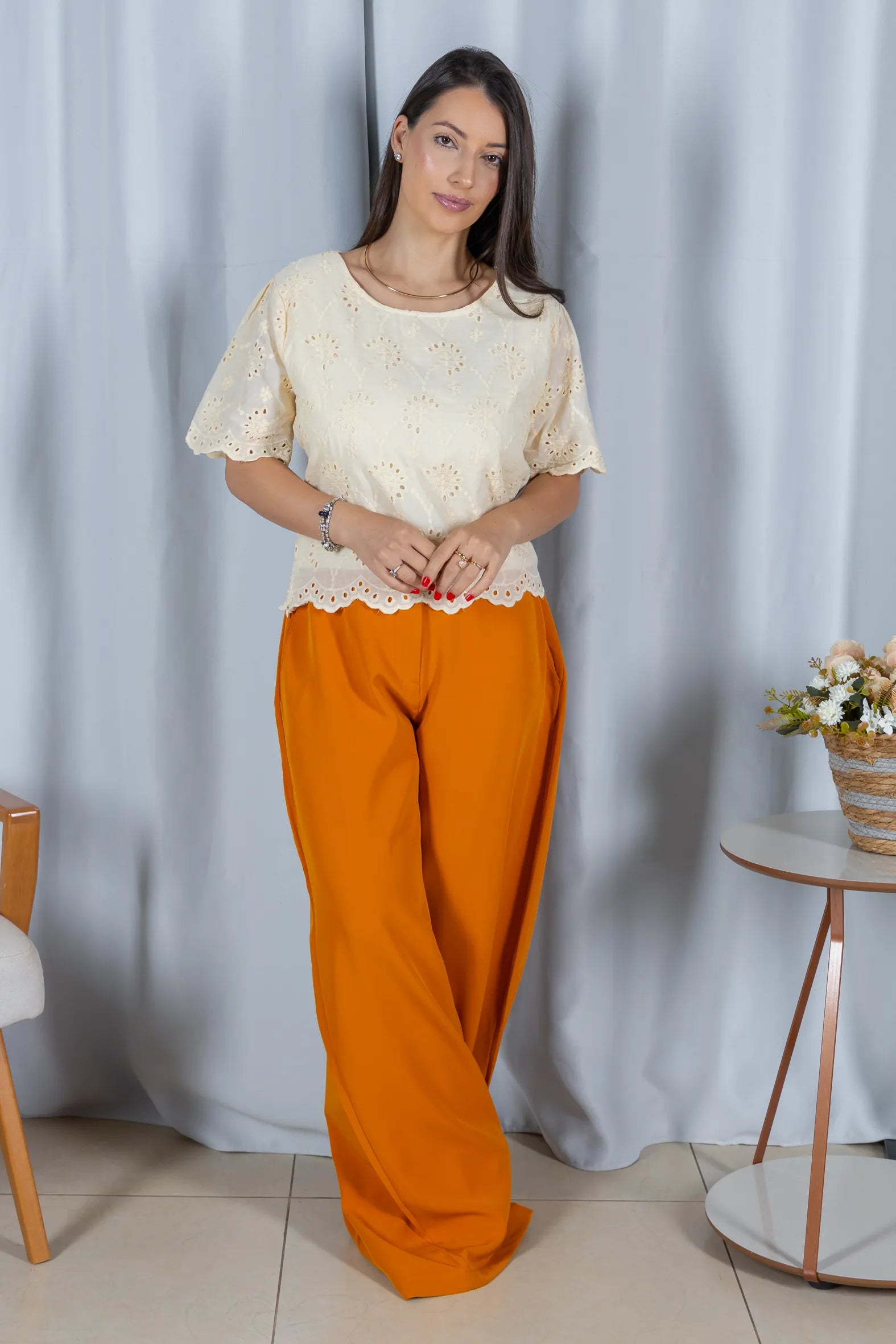 Blusa em Laise Fresca e Delicada Julia Creme