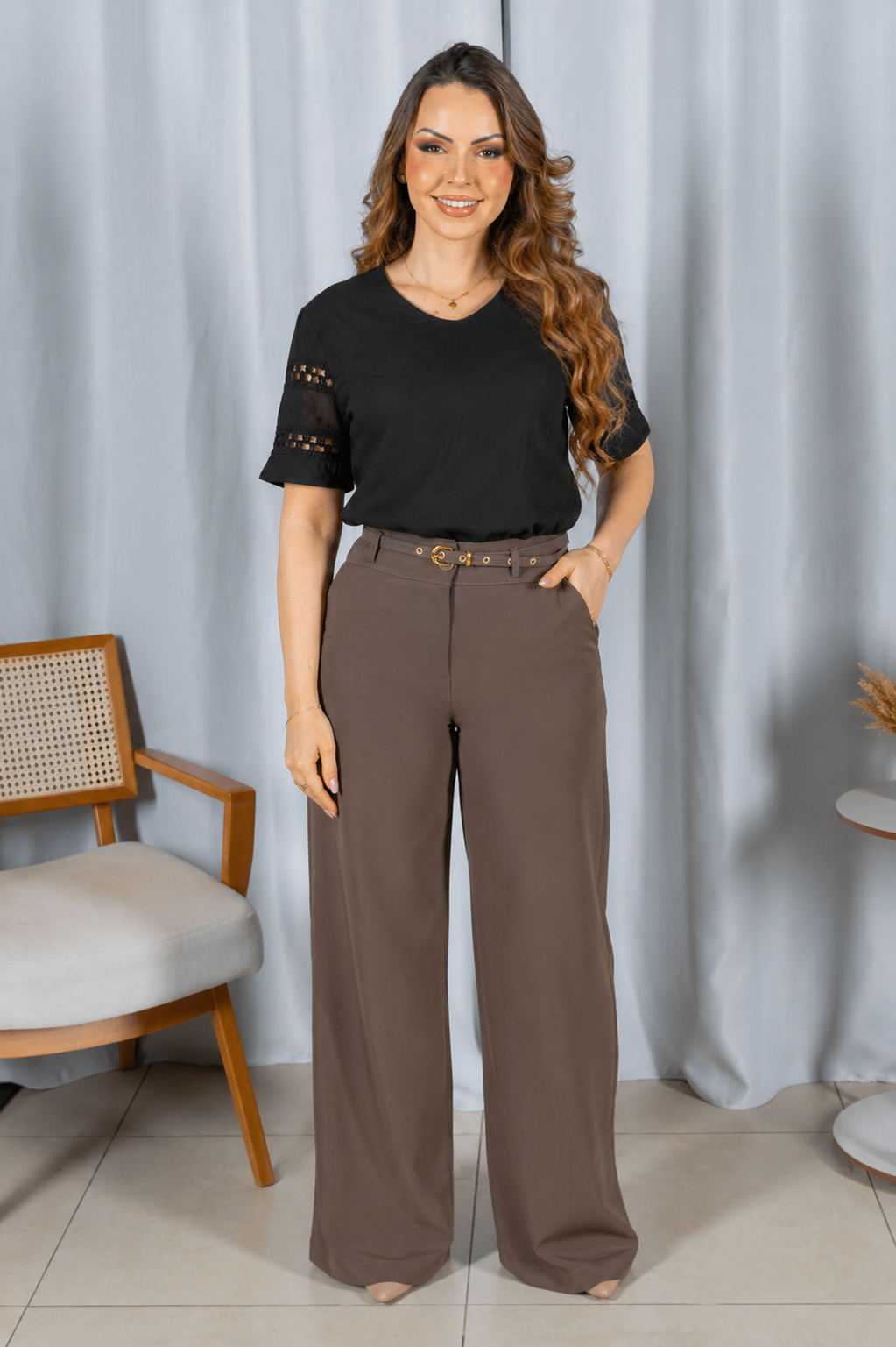 Blusa Cotton Air Decote "V" Lívia Preta