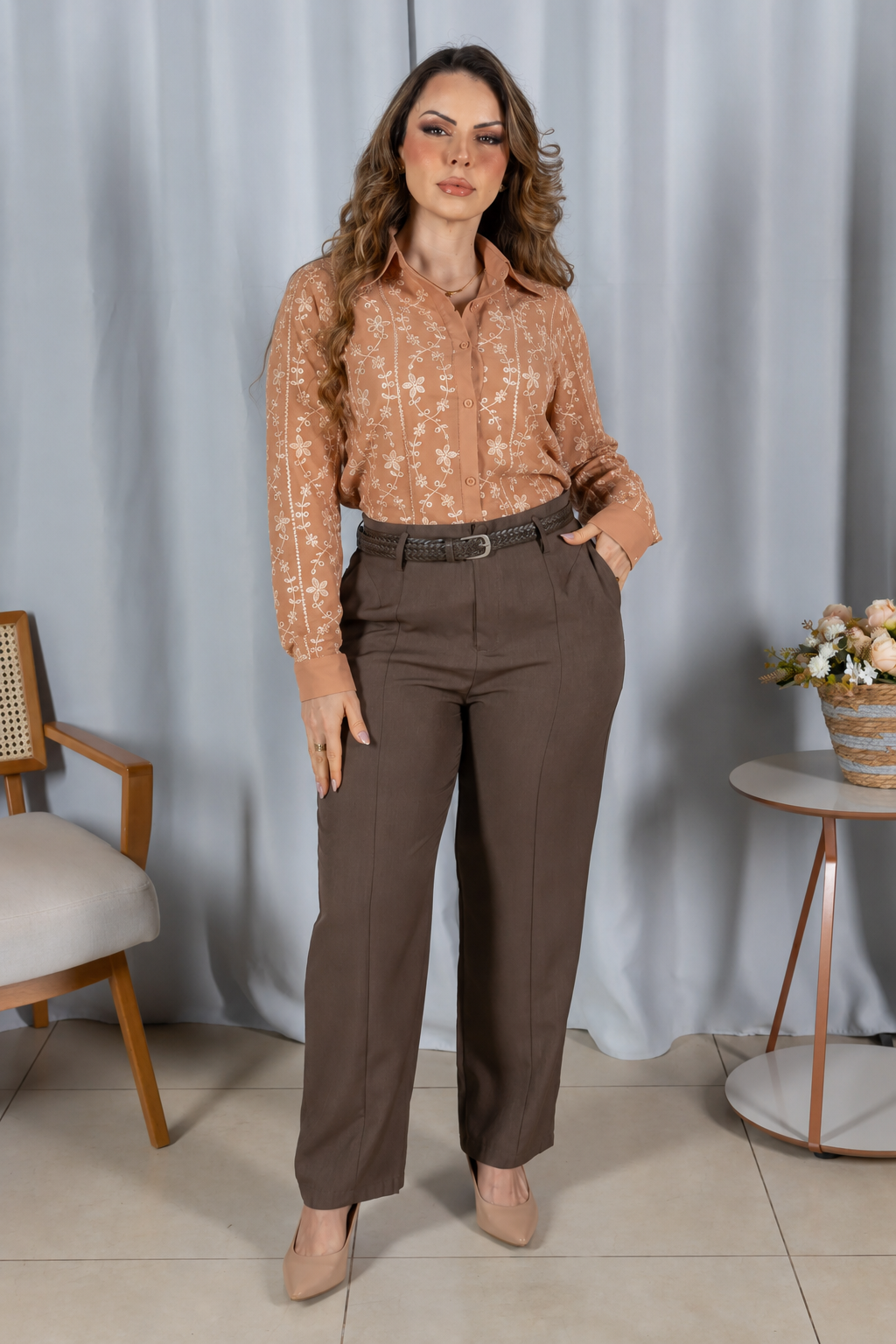 Camisa Laise Atemporal Maitê Bege