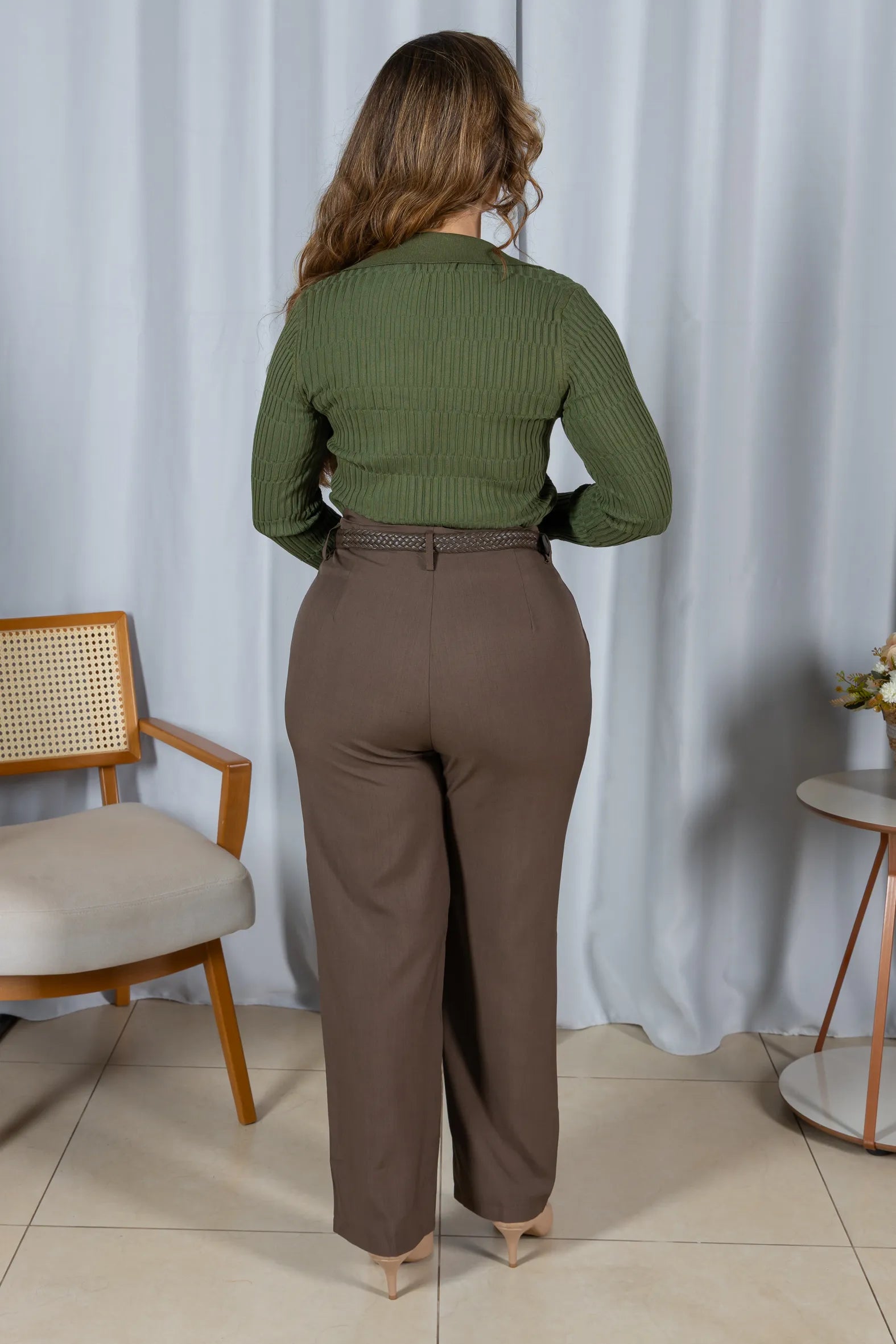 Tricot Modal Leve Decote V Stella Verde
