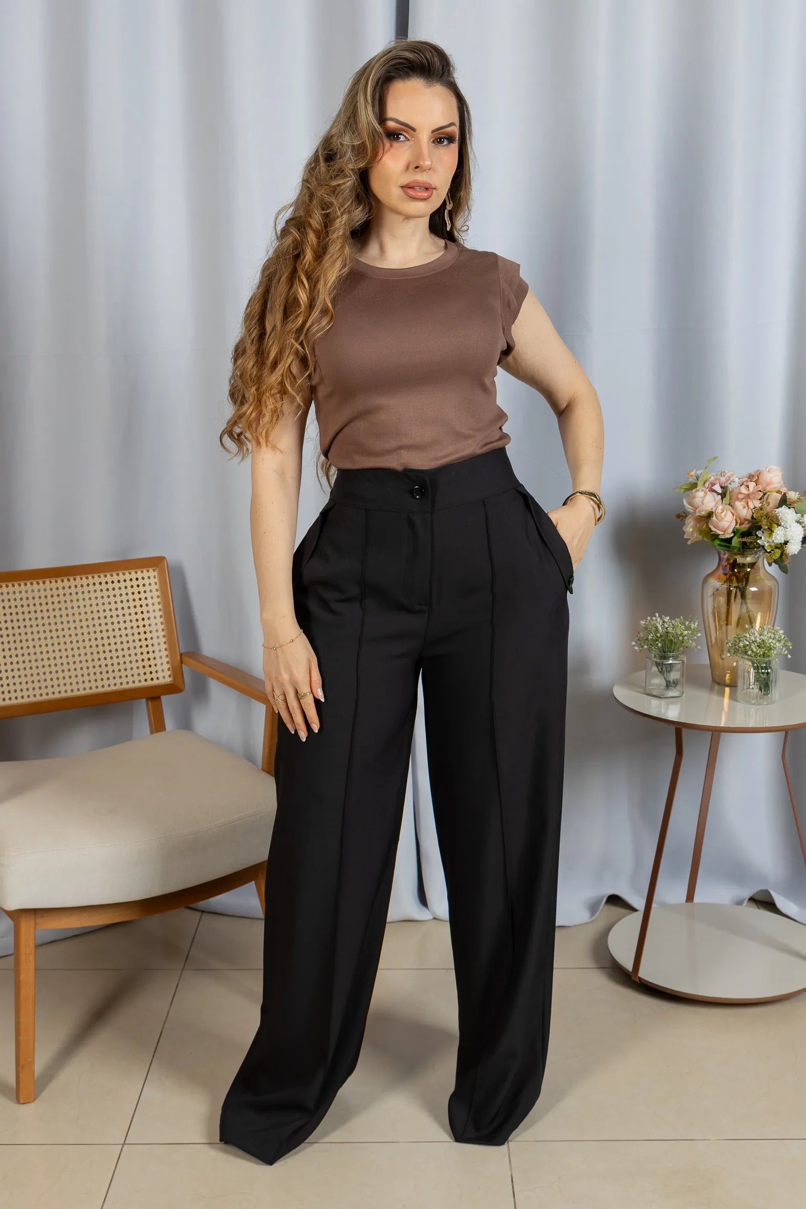 Blusa Confortável com Manga Muscle Ariela Marrom - adicional 1