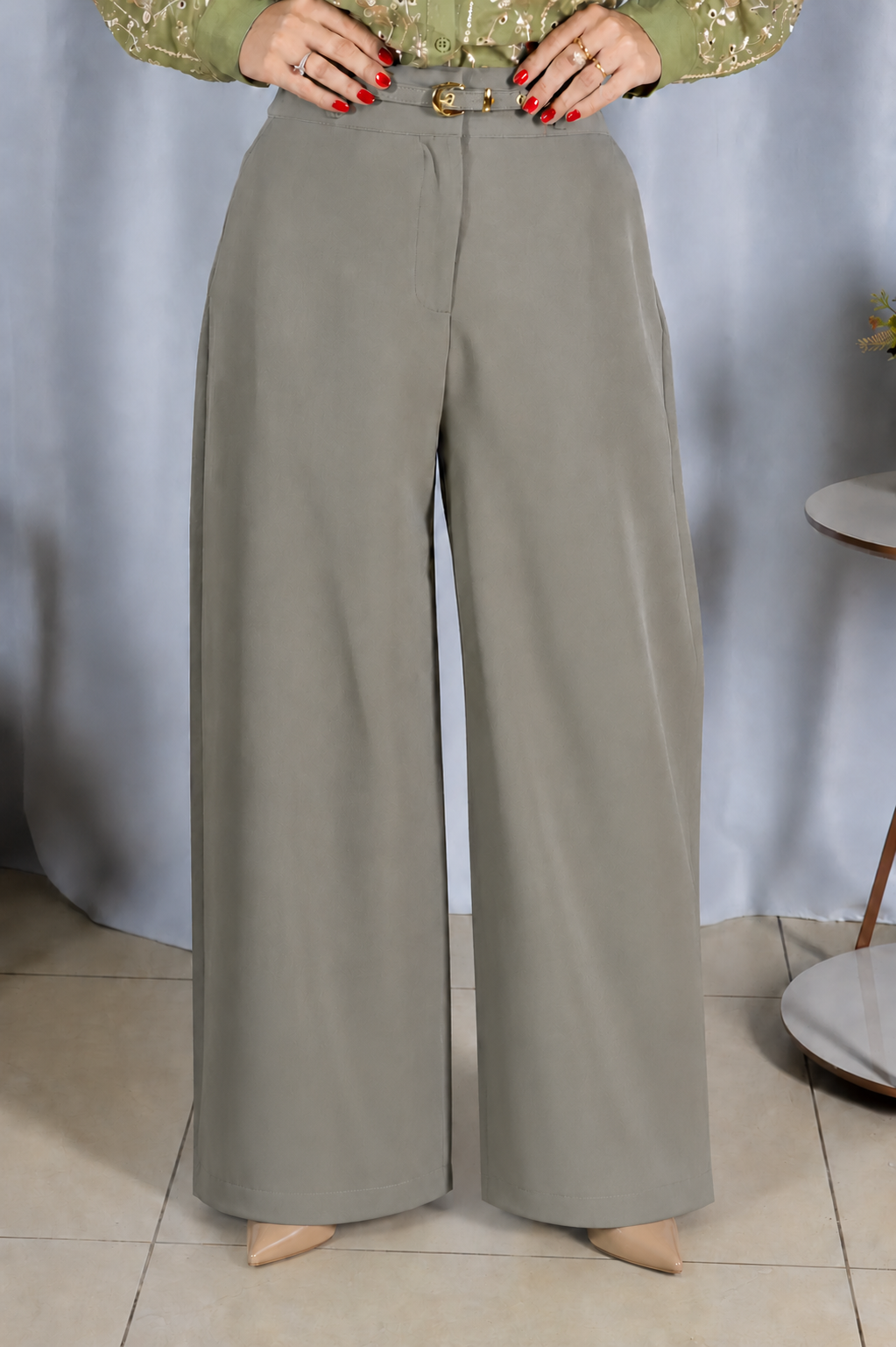 Calça Pantalona que Alonga a Silhueta Luiza Verde