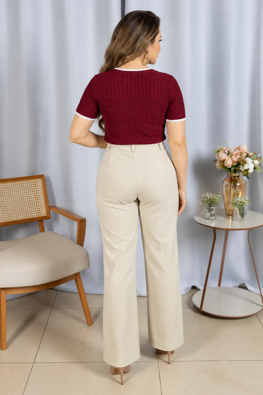 Blusa que Estica Detalhes Contrastantes Alessia Marsala - adicional 5