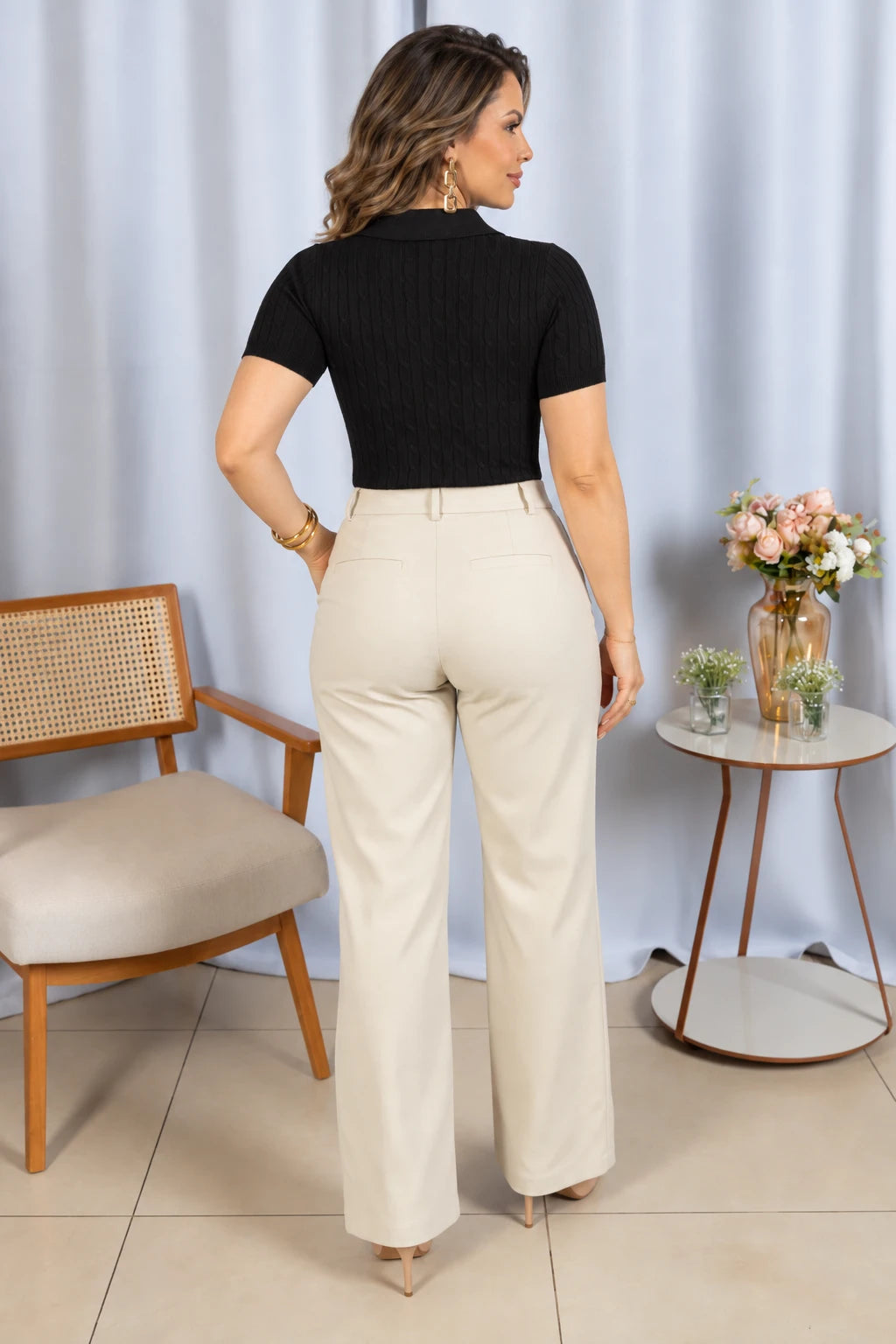 Blusa Modal Macia com Botões Juliete Preta - frente