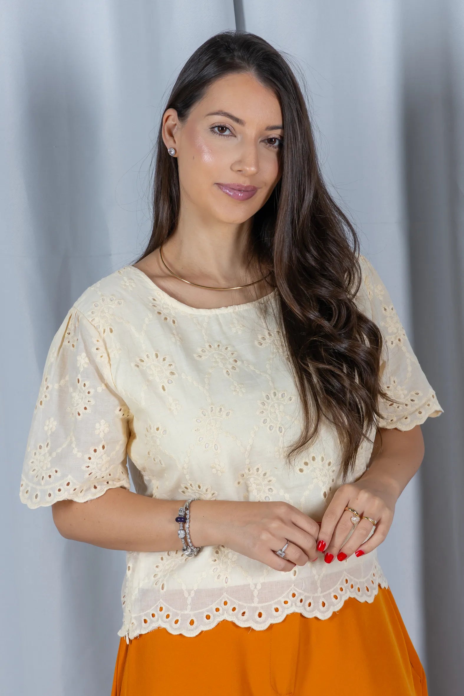 Blusa em Laise Fresca e Delicada Julia Creme