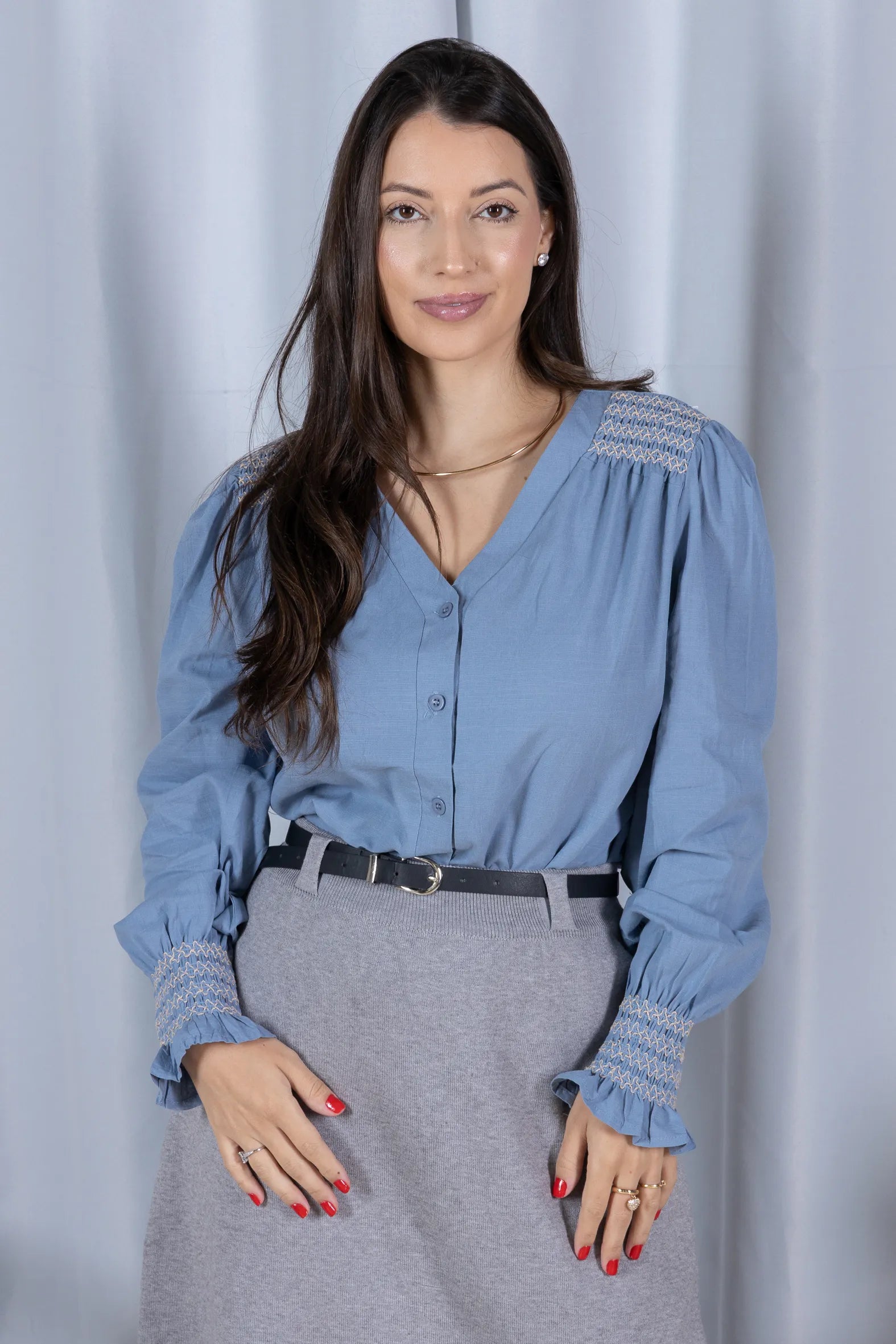 Blusa Cotton Visco com Bordado Artesanal Daiane Azul - detalhe