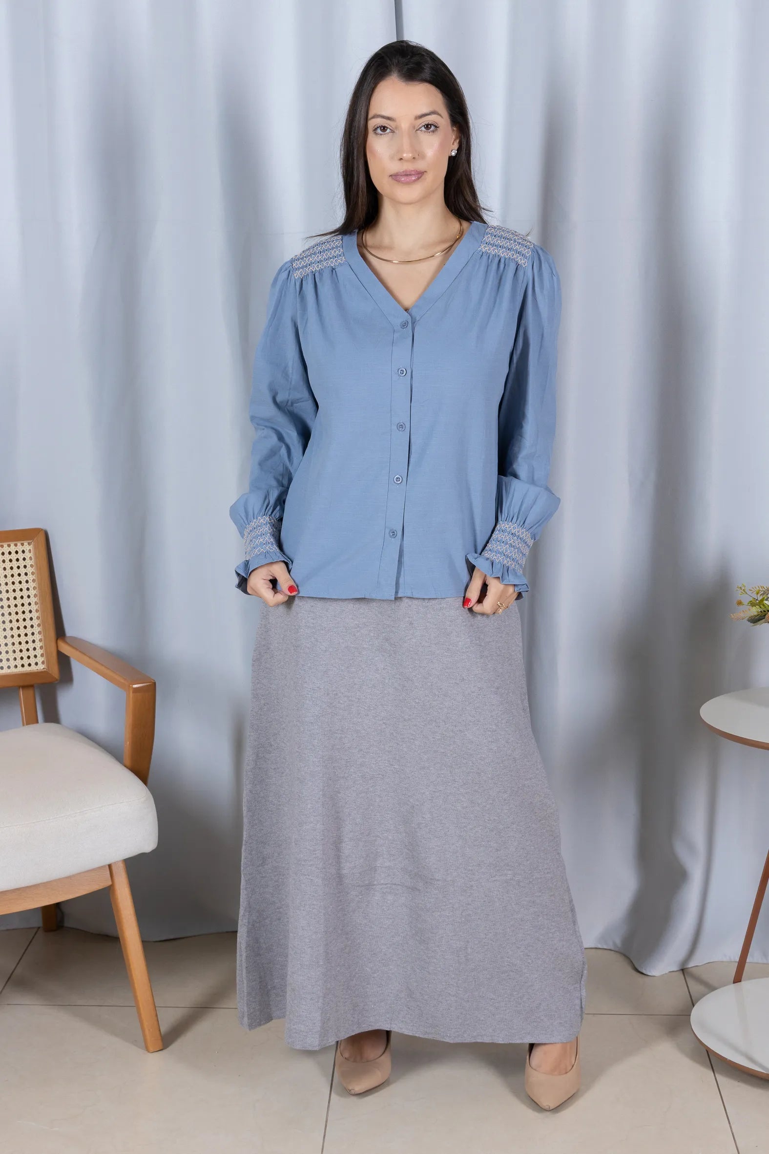 Blusa Cotton Visco com Bordado Artesanal Daiane Azul - frente principal