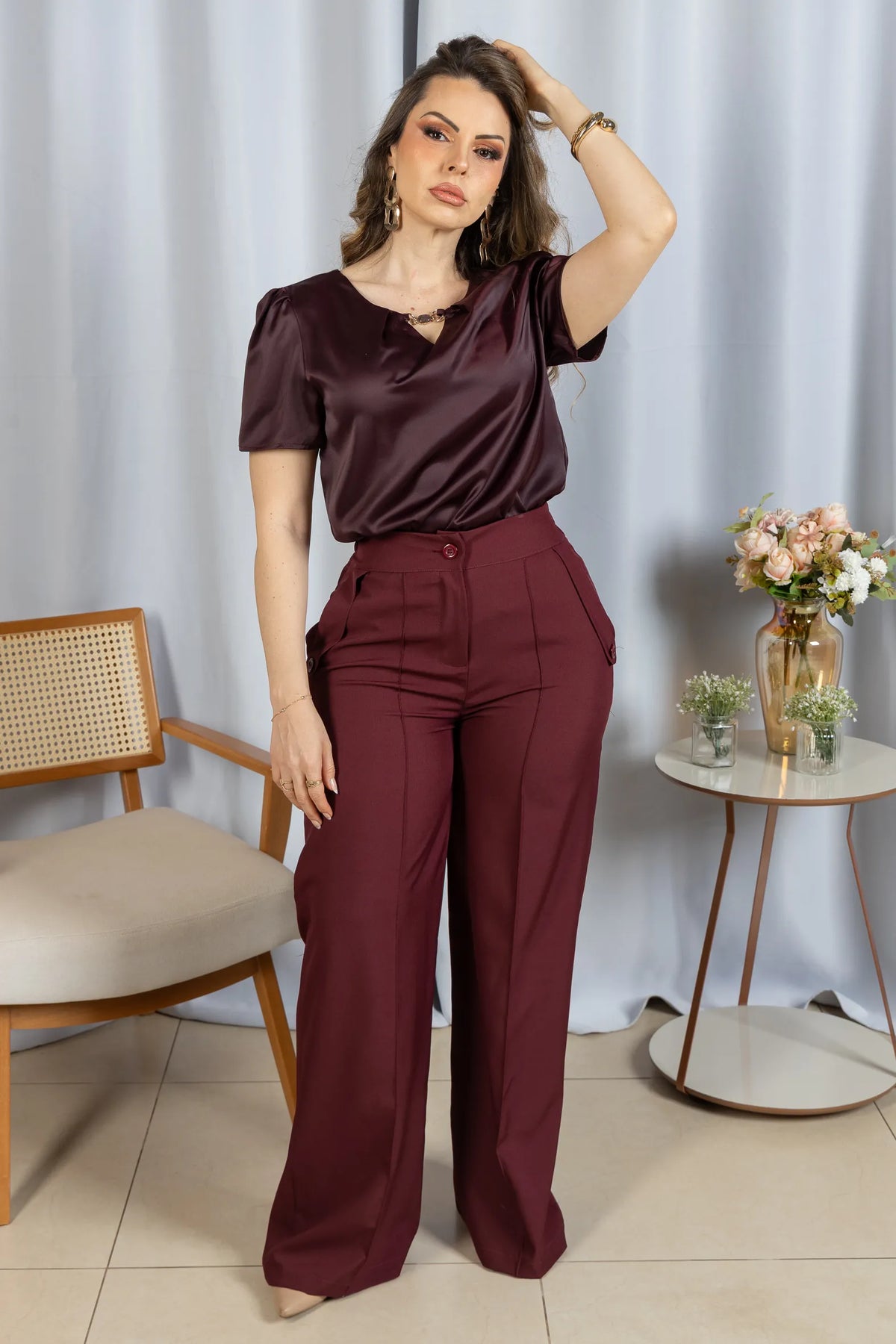 Blusa Manga Curta Poly Silk Detalhe Colo Lauane Roxa - adicional 1