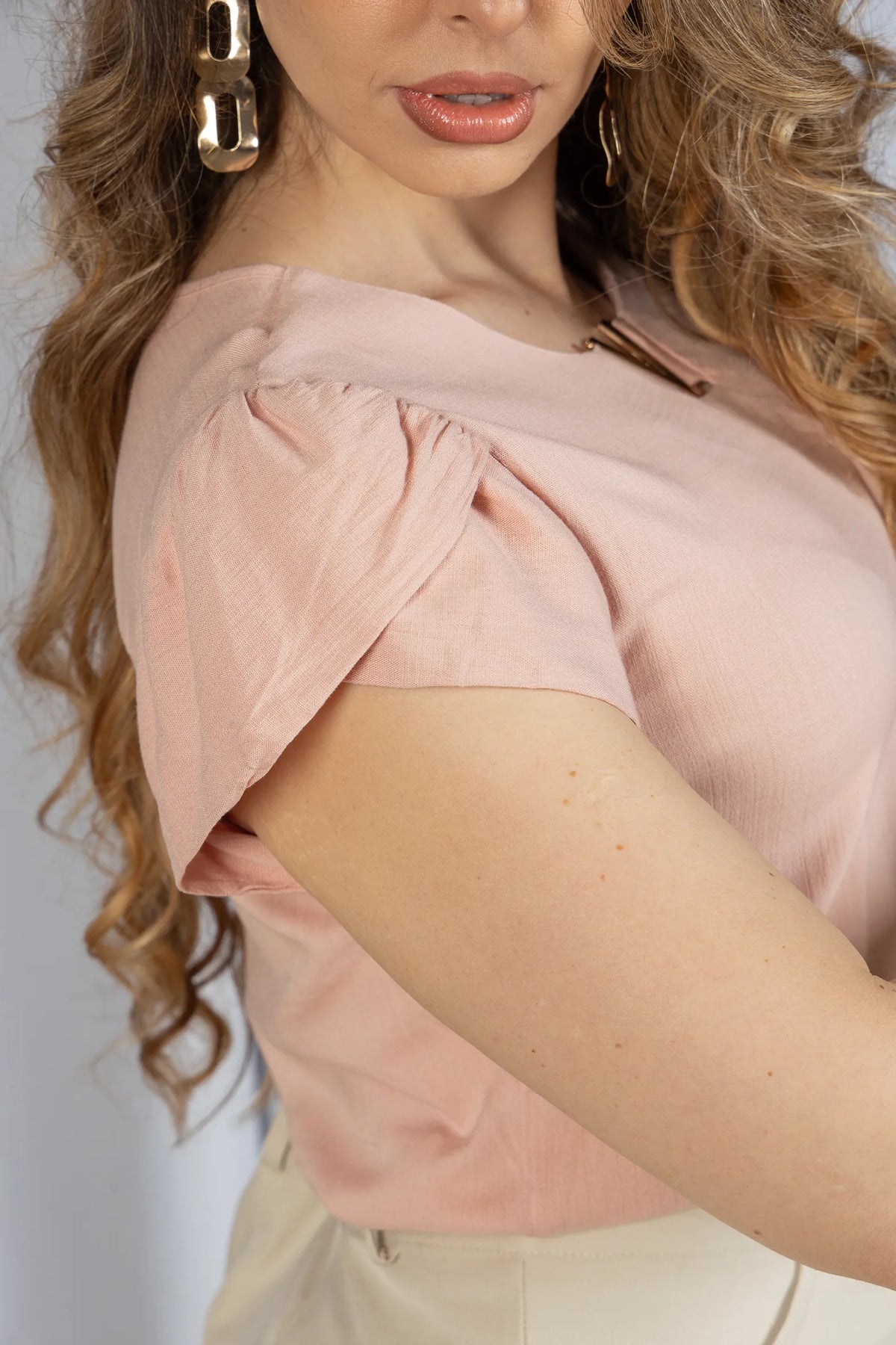 Blusa Manga Curta Transpassada Decote V Laiara Rosa - adicional 7