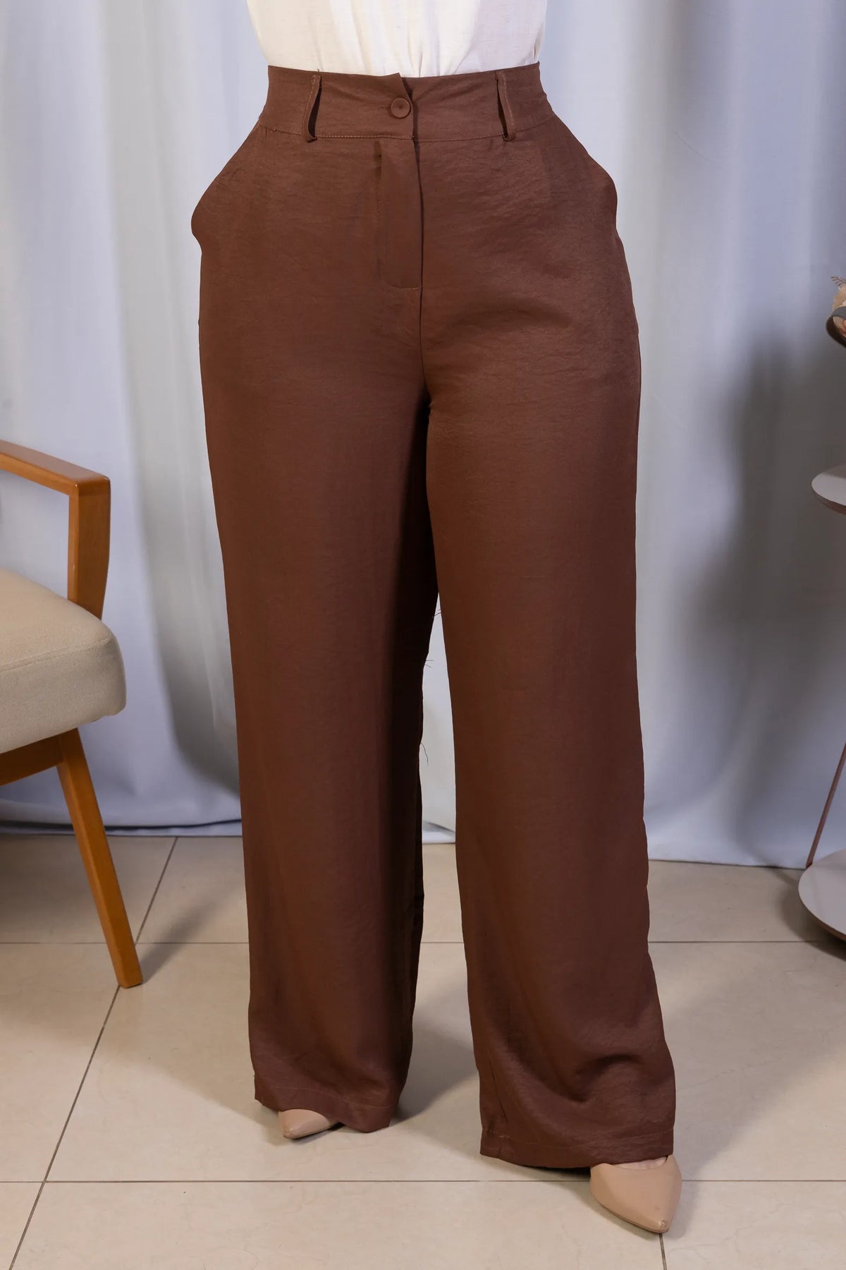 Calça Pantalona em Crepe Urban Ariadne Marrom