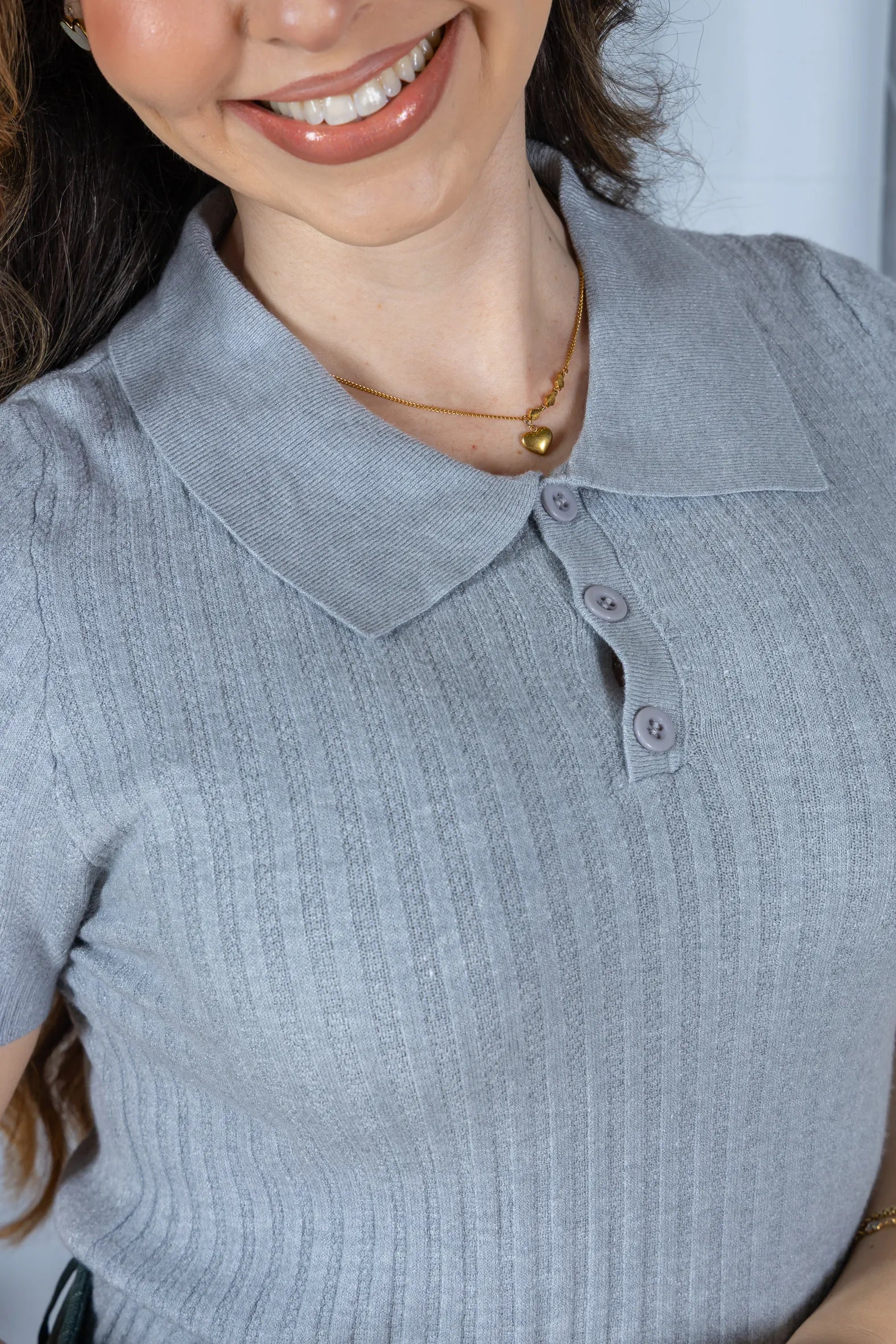 Blusa Modal Macia com Botões Julieta Cinza