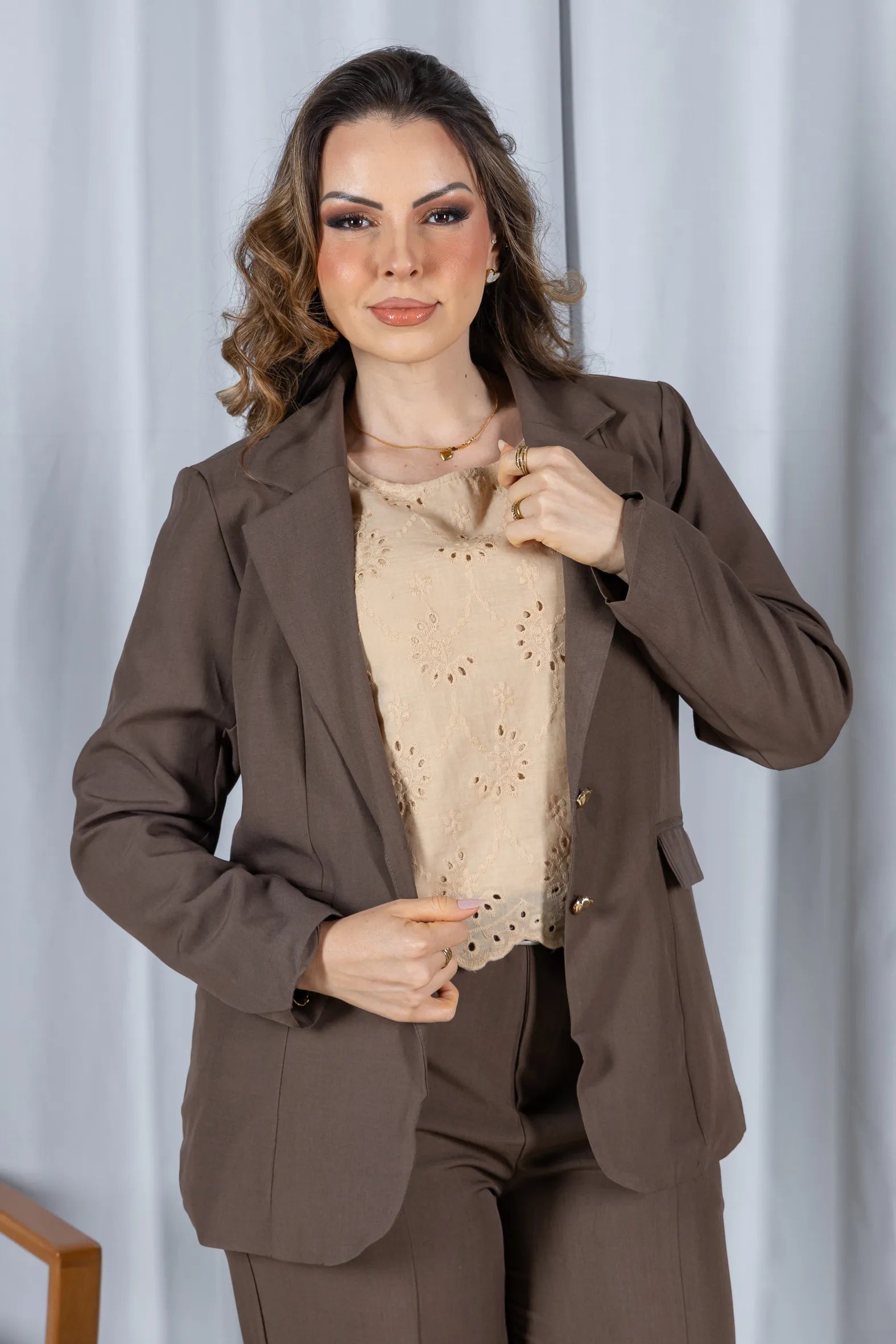 Blazer Estruturado Elegante Agatha Marrom