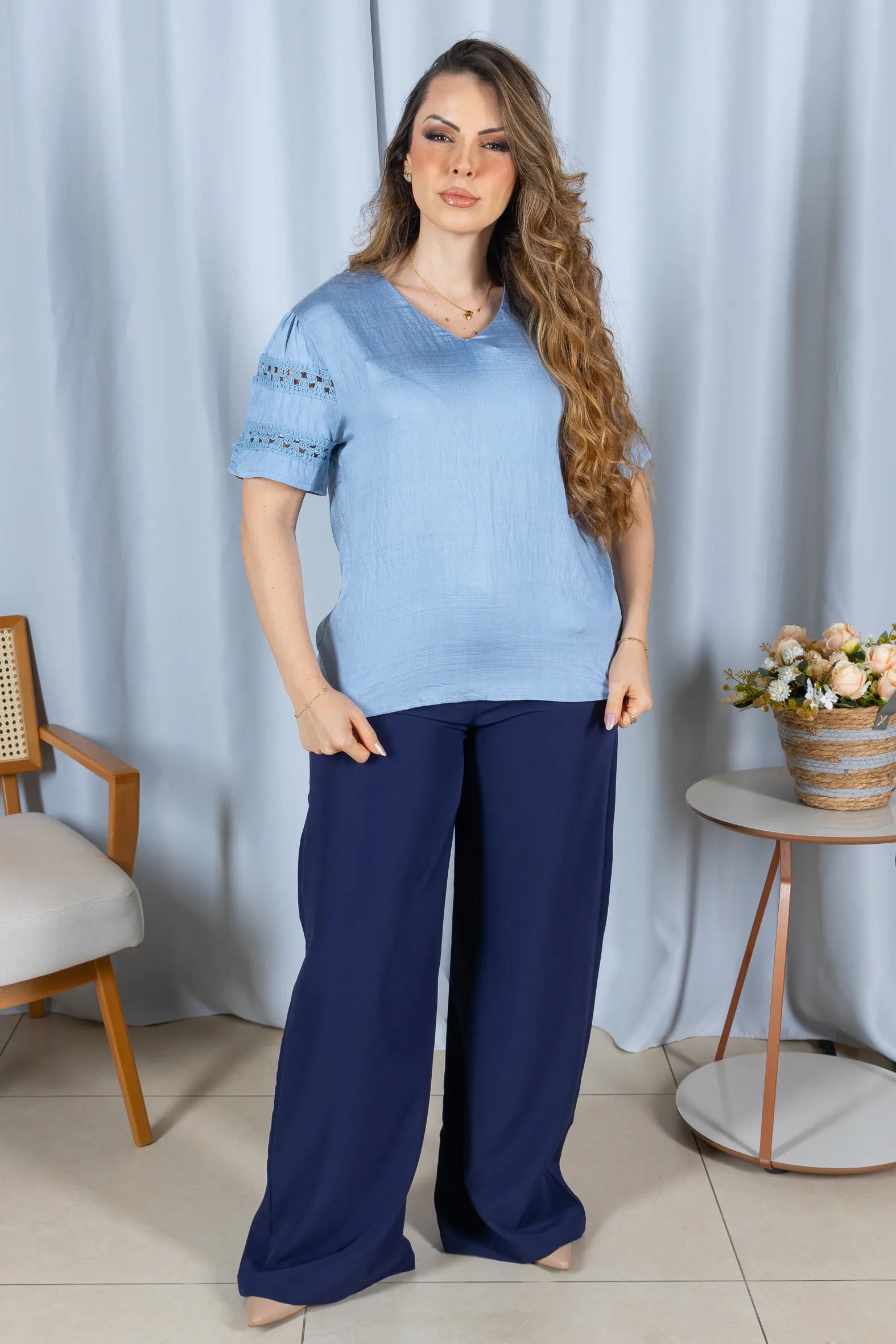 Blusa Cotton Air Decote "V" Lívia Azul