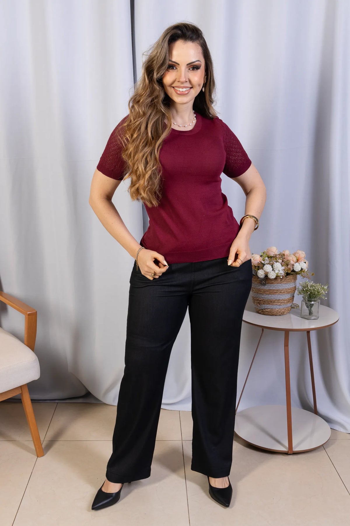 Blusa Manga Curta Modal Renda Efeito Crochê Jordana Marsala