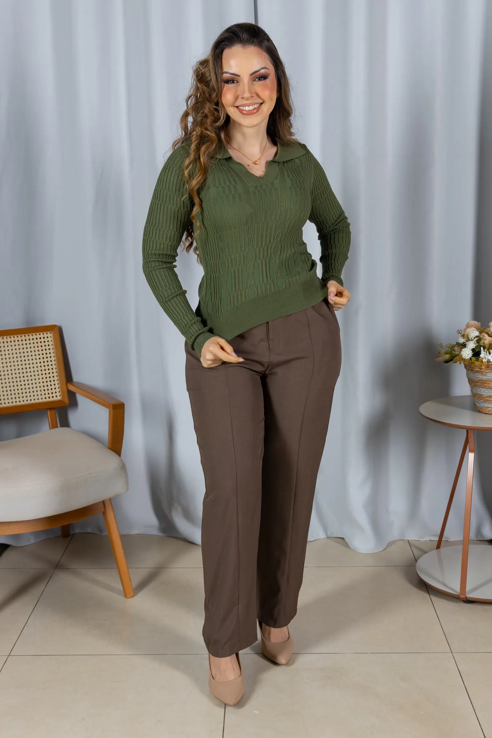 Tricot Modal Leve Decote V Stella Verde