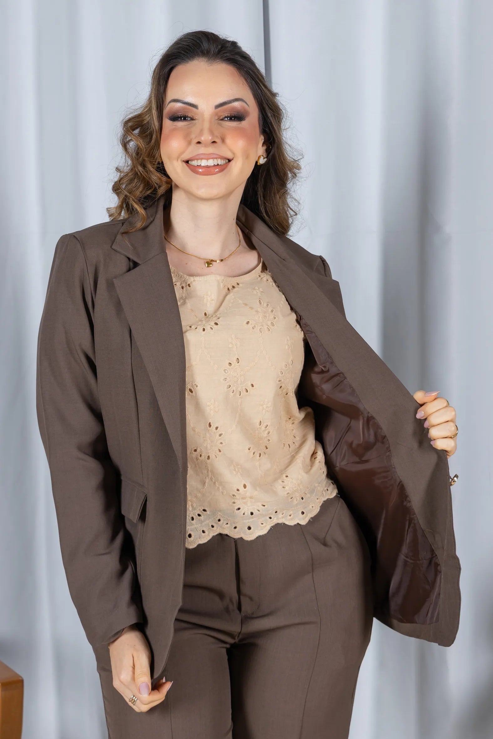 Blazer Estruturado Elegante Agatha Marrom