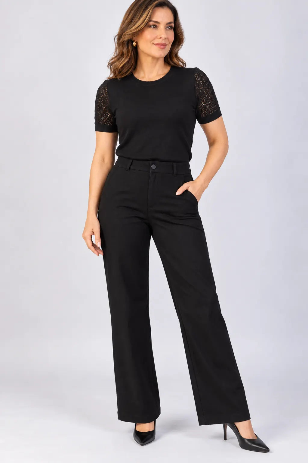 Blusa Manga Curta Modal Renda Efeito Crochê Jordana Preta