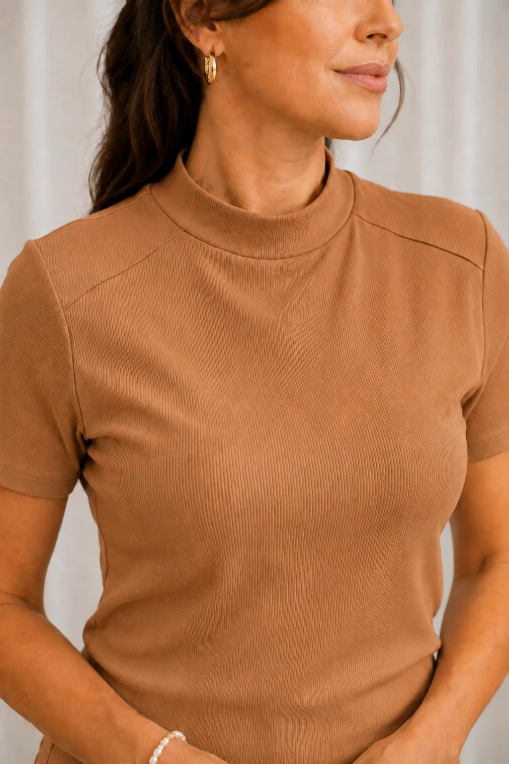 Blusa Malha Canelada que Estica Emília Bege