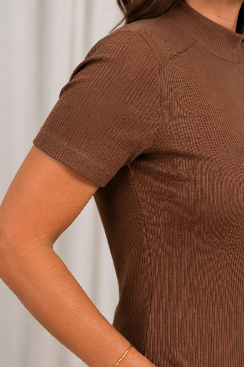 Blusa Malha Canelada que Estica Emília Marrom
