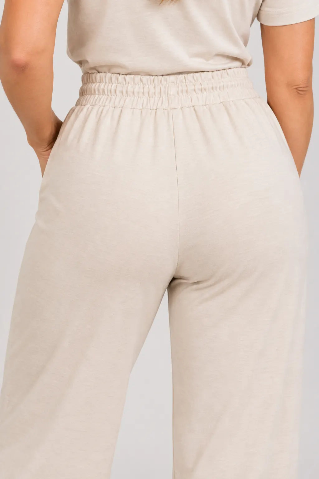 Calça Corte Reto em Malha Knit Lorena Creme — lorena creme c (7).webp