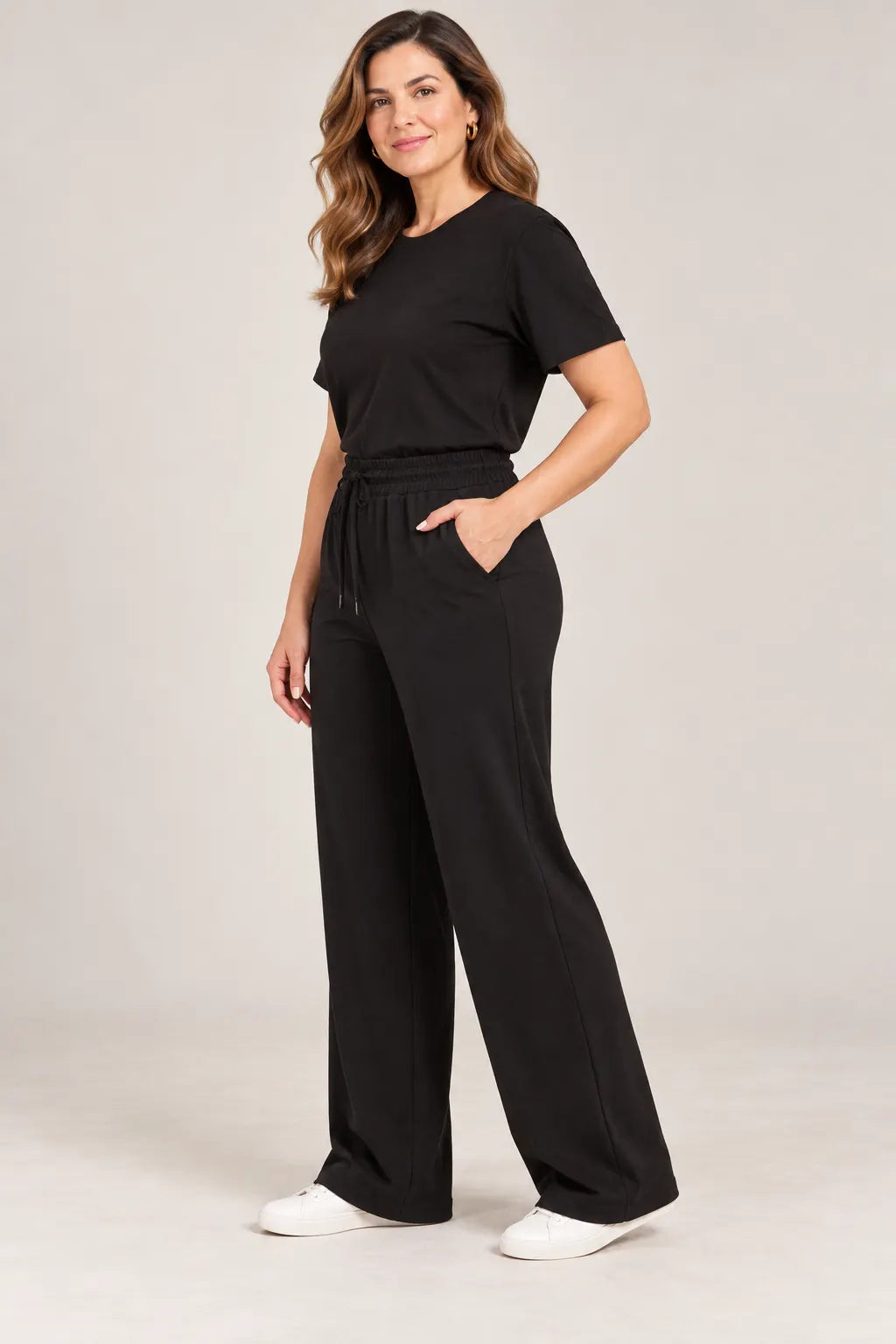 Calça Corte Reto em Malha Knit Lorena Preta — lorena preta c (6).webp