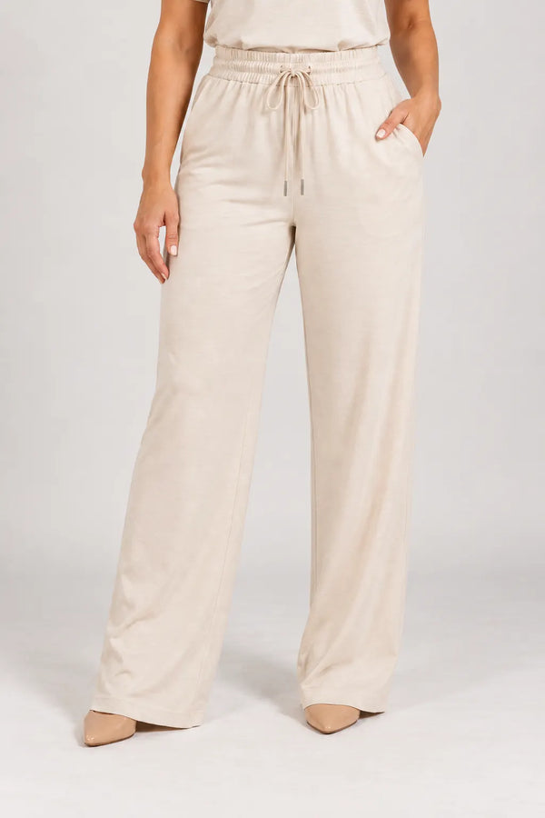 Calça Corte Reto em Malha Knit Lorena Creme — lorena creme c (3).webp