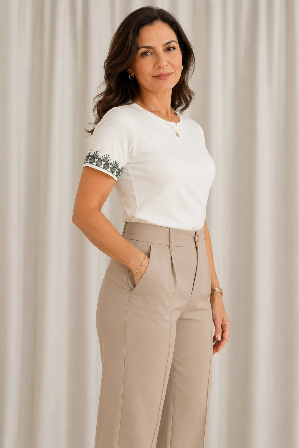 Blusa Cotton Lycra com Bordado Delicado Mariana Branca